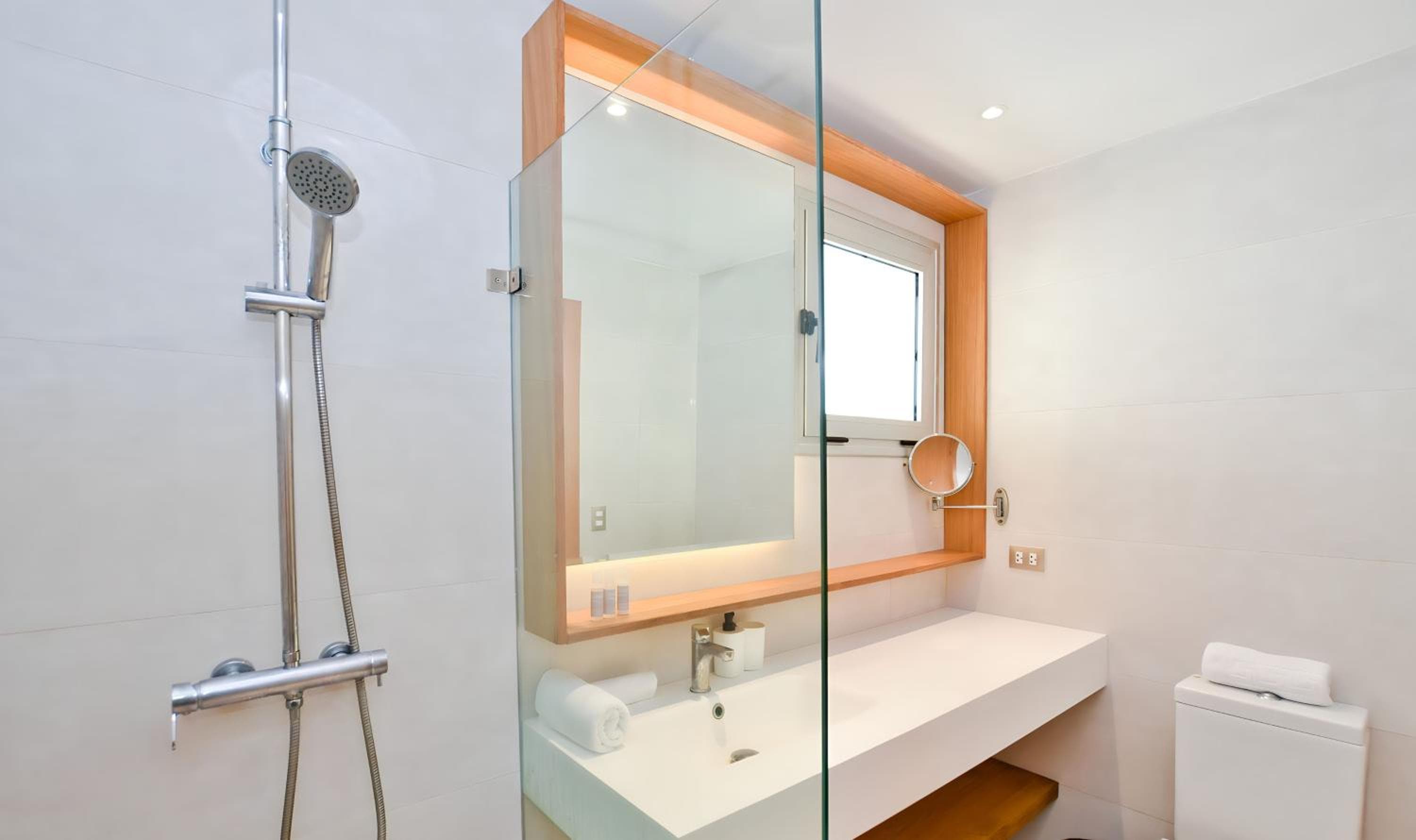 Beach Garden I F3 Luxury Condo — 29