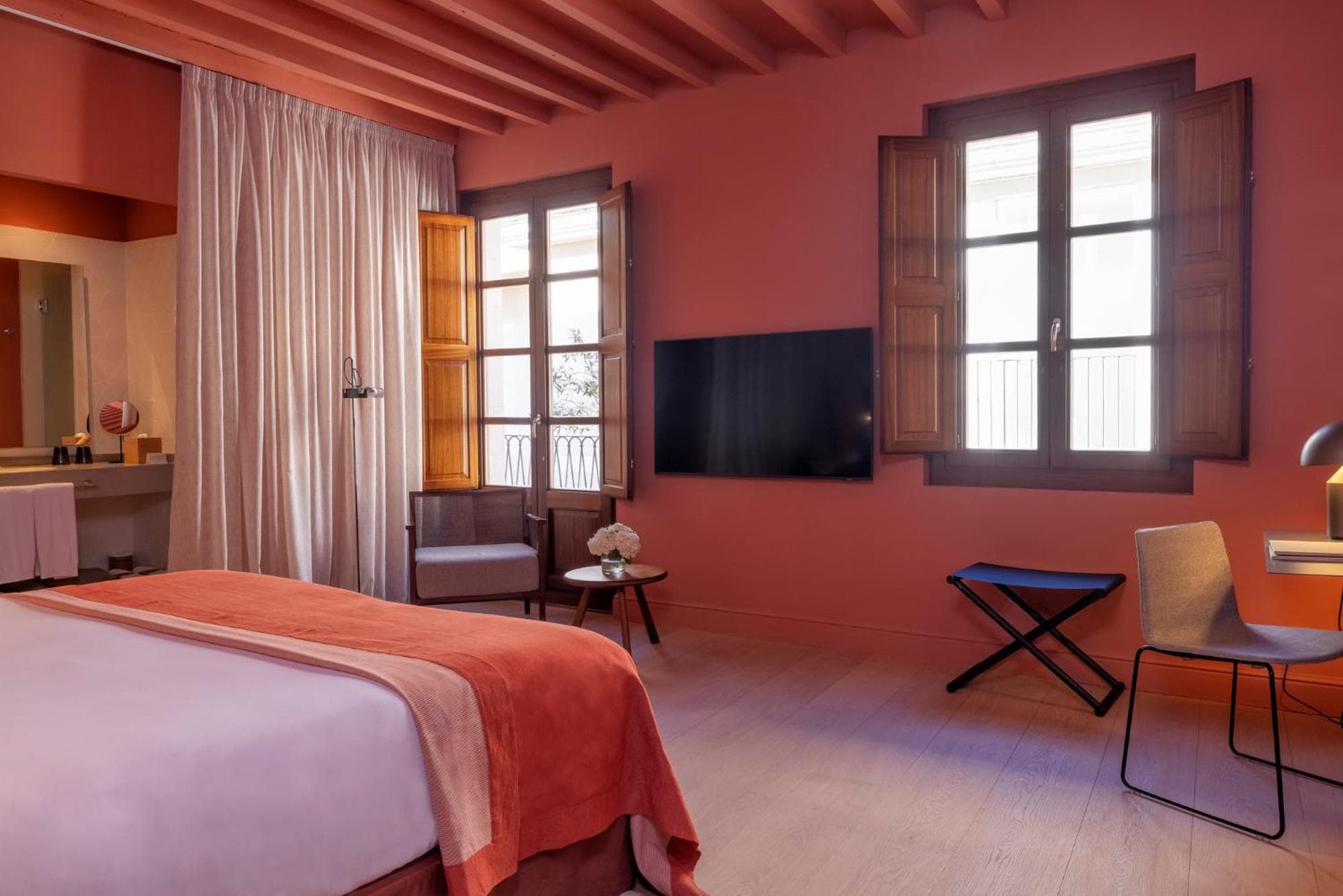 Calatrava Hotel, Mediterranean Sea House — 10