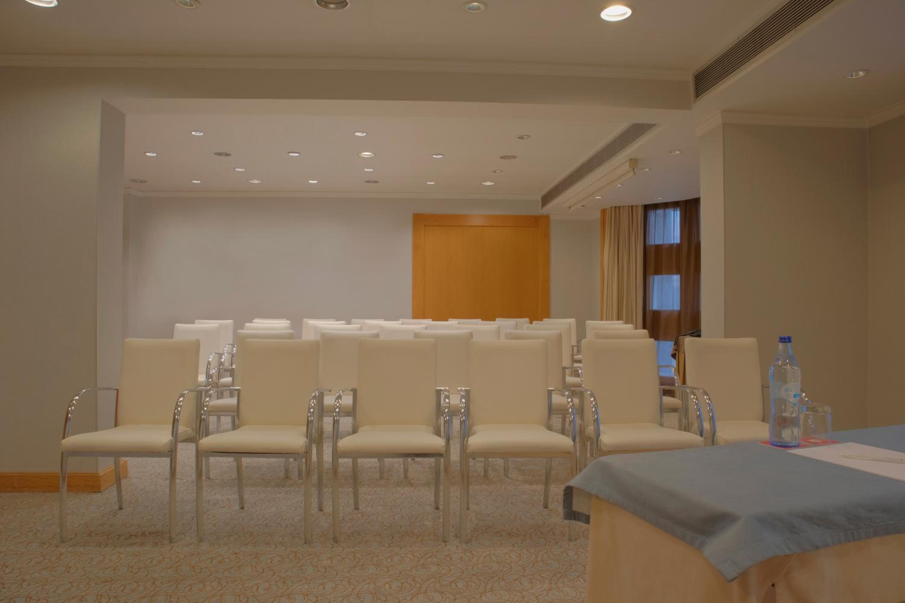 SANA Reno Hotel — 24