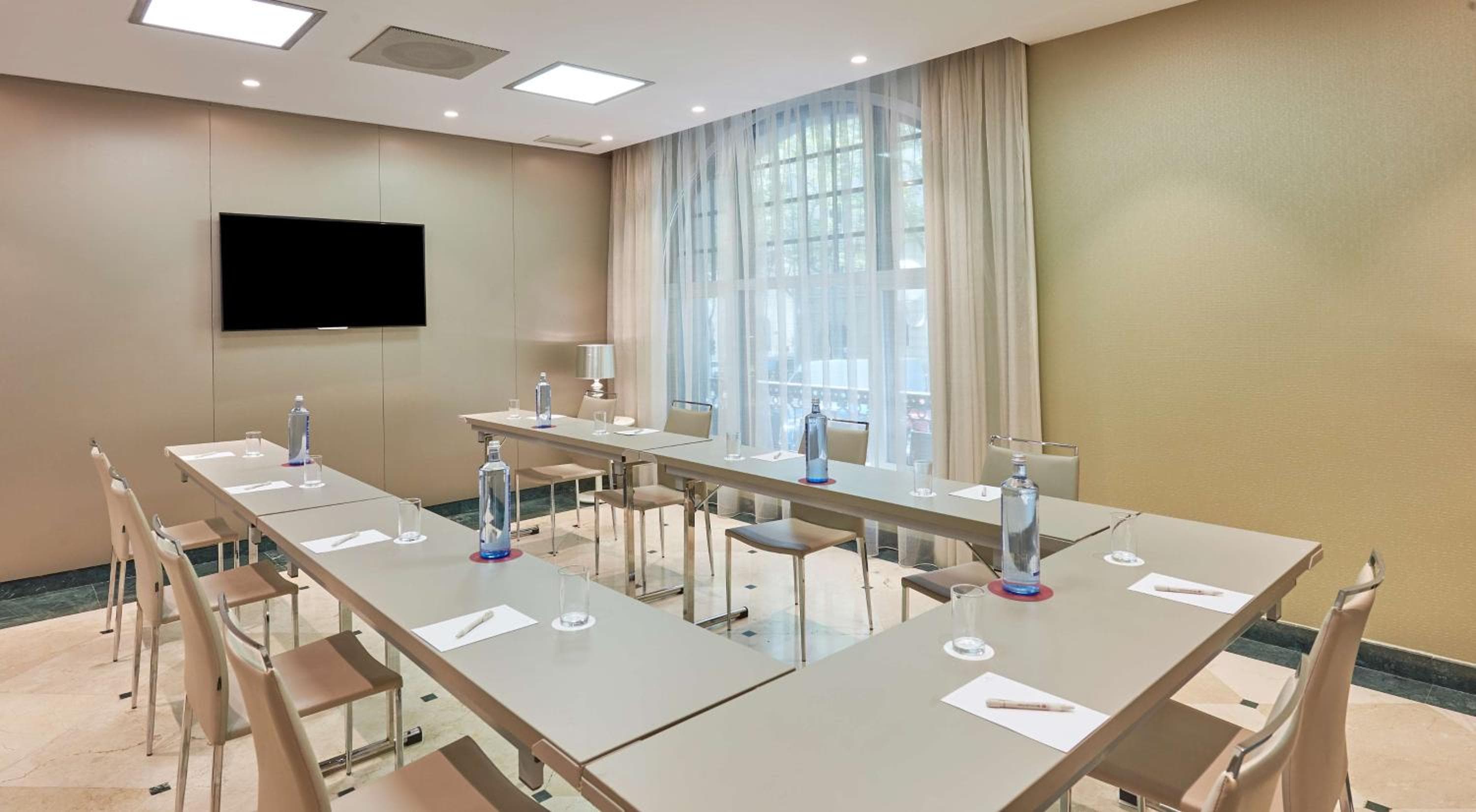 NH Collection Madrid Abascal — 9