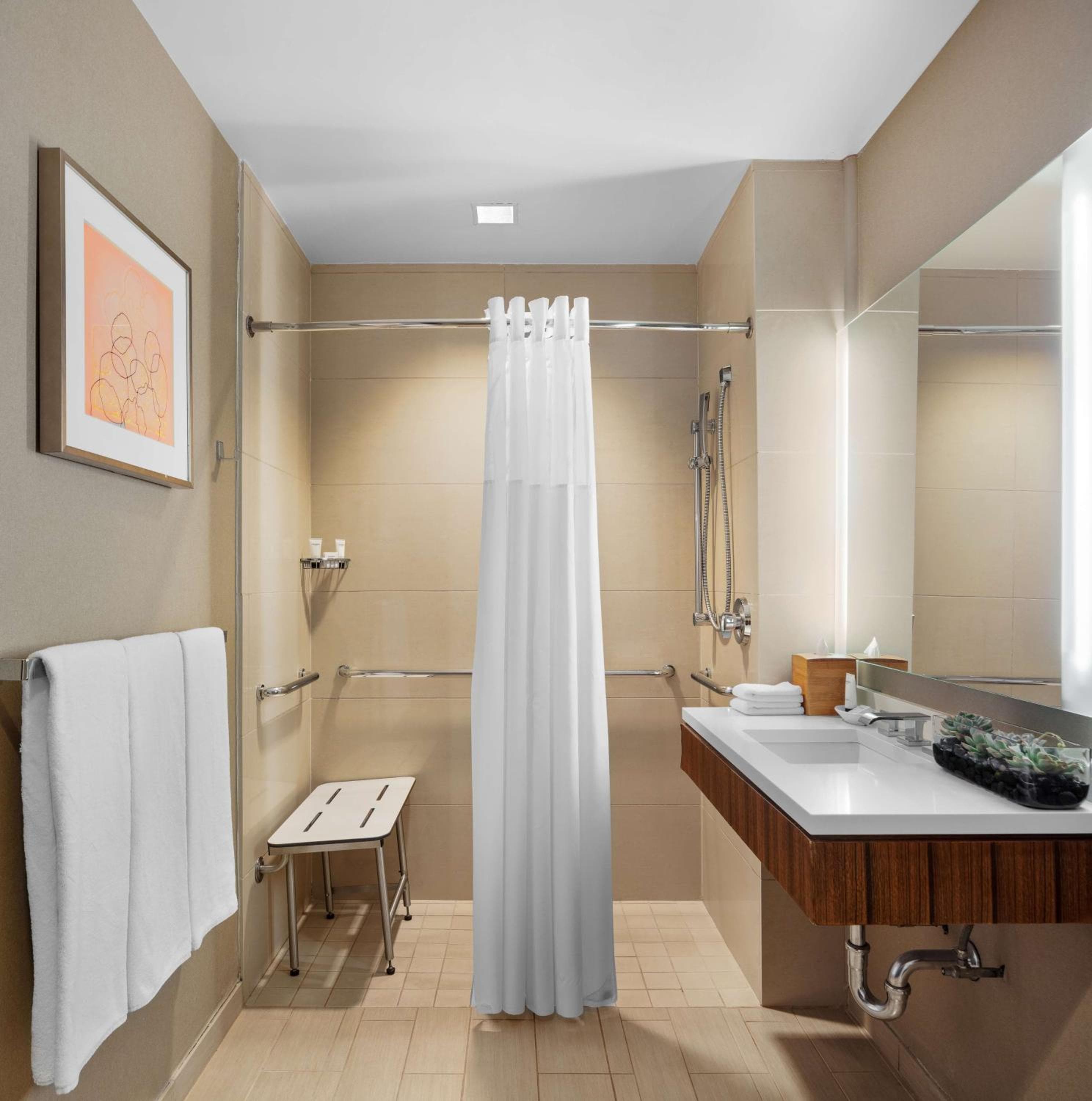 Hyatt Grand Central New York — 14