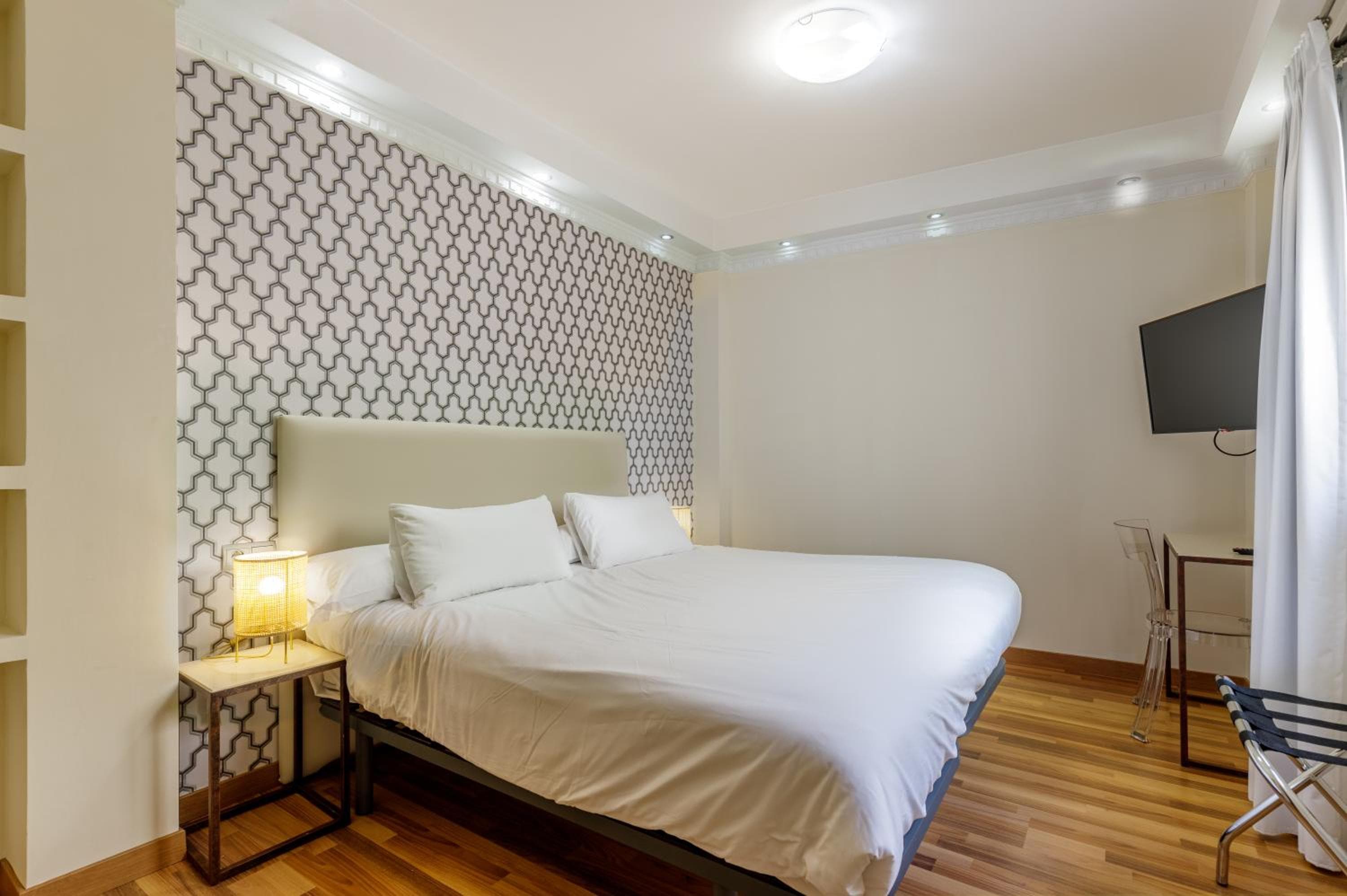 H-A Hotel Trebol — 12