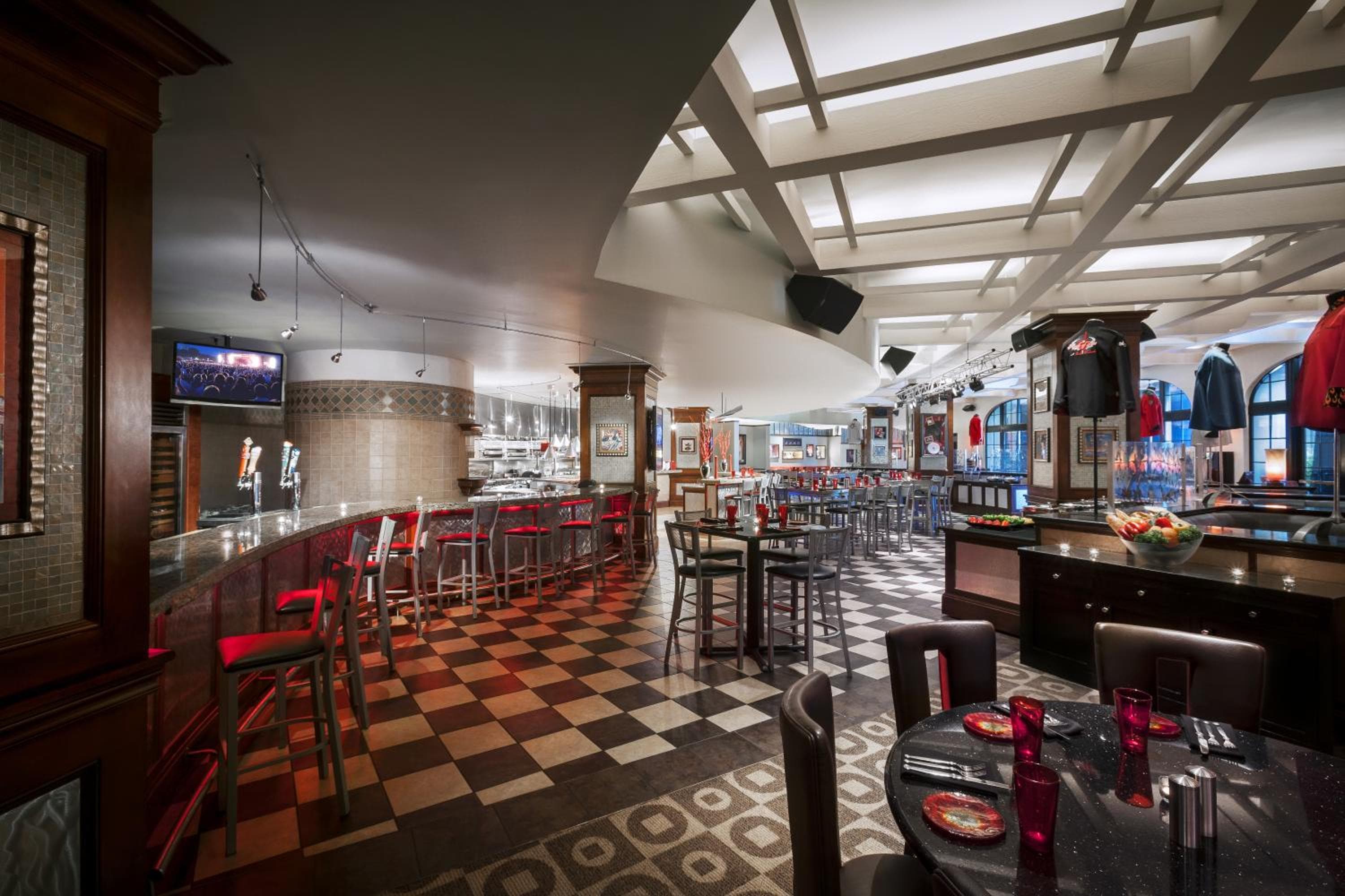 Universal's Hard Rock Hotel® — 9
