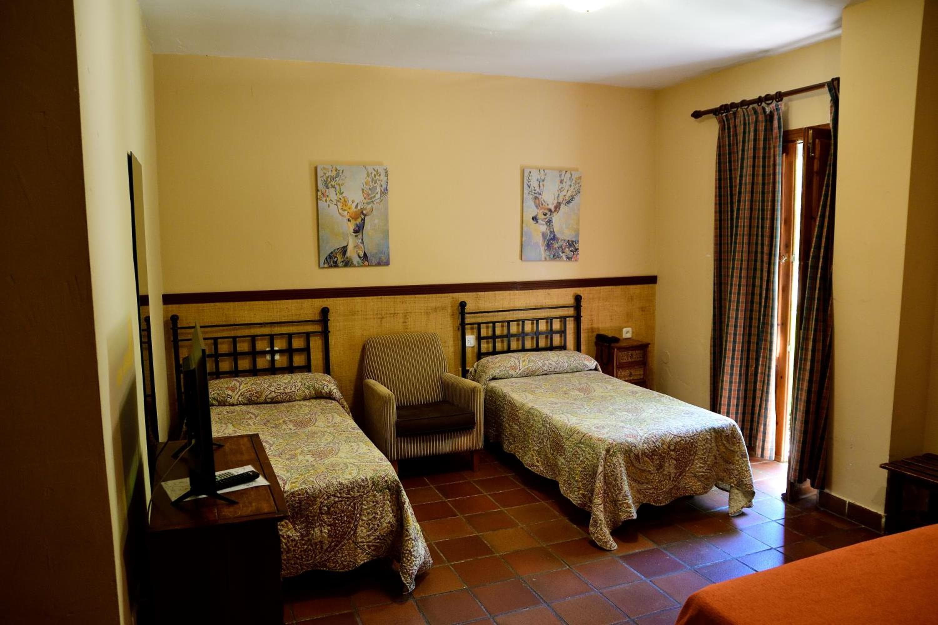 Hotel Humaina — 29