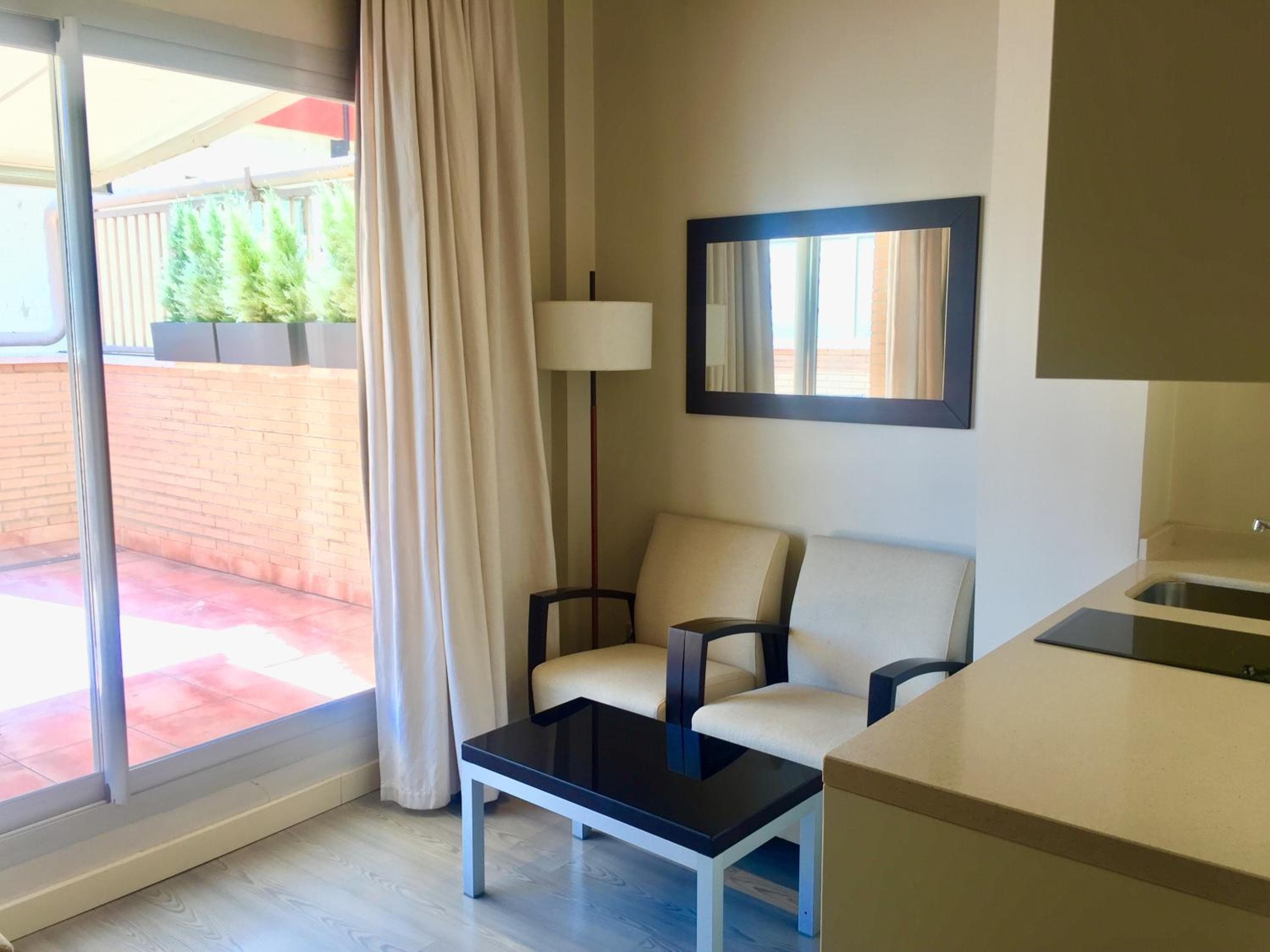 Suites Viena Plaza de España — 8