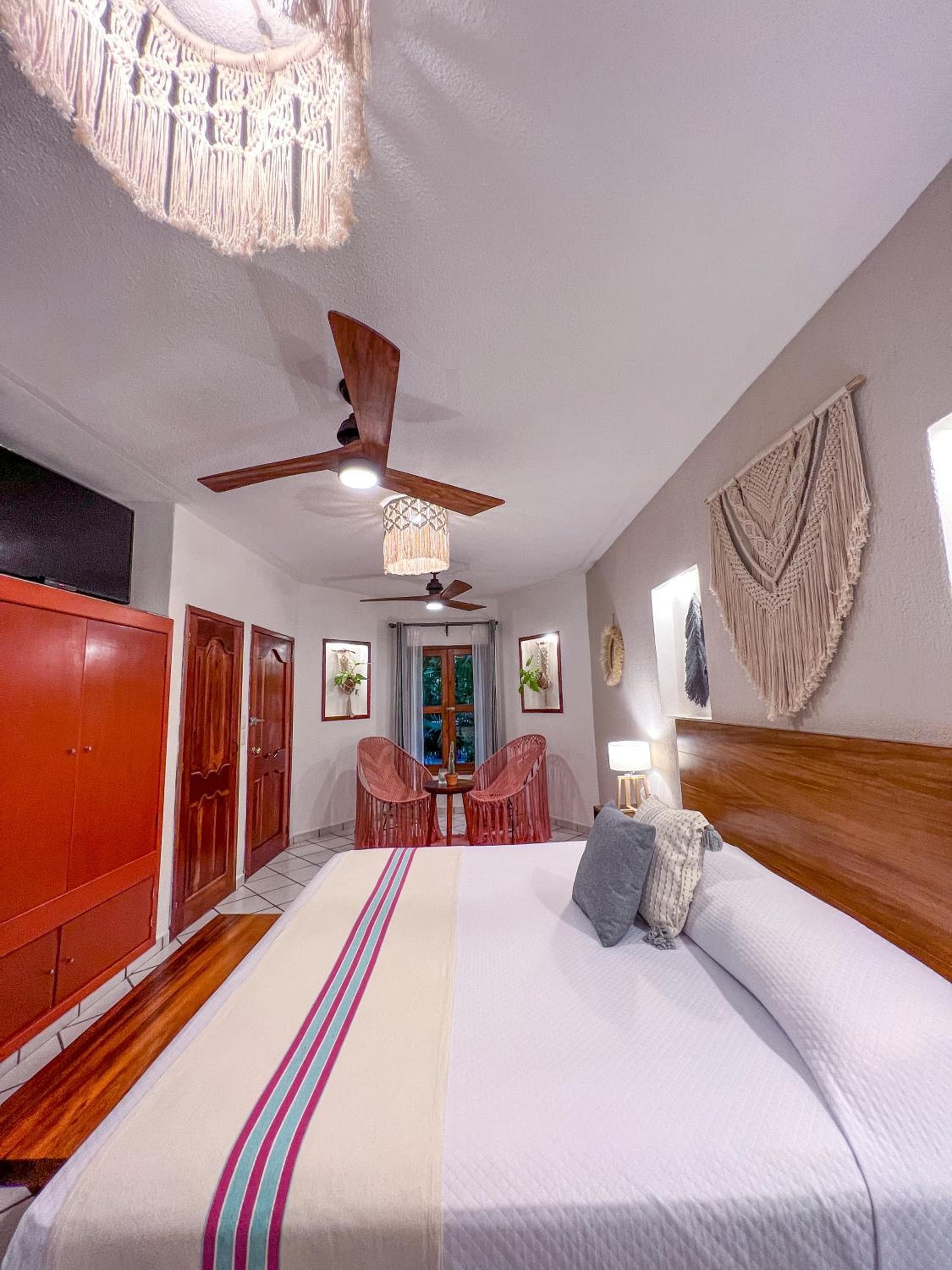 Hotel Hulku — 29
