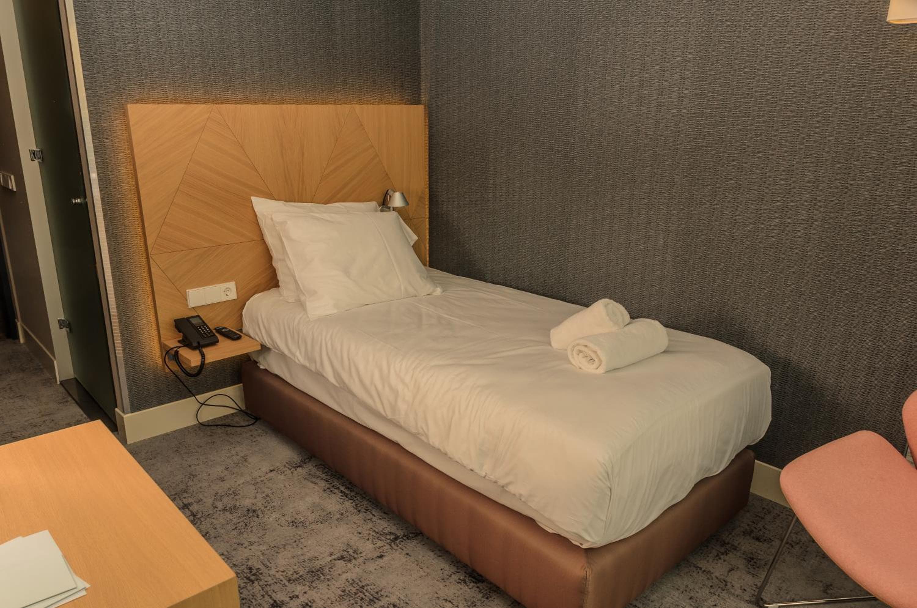 Amadi Panorama Hotel — 23