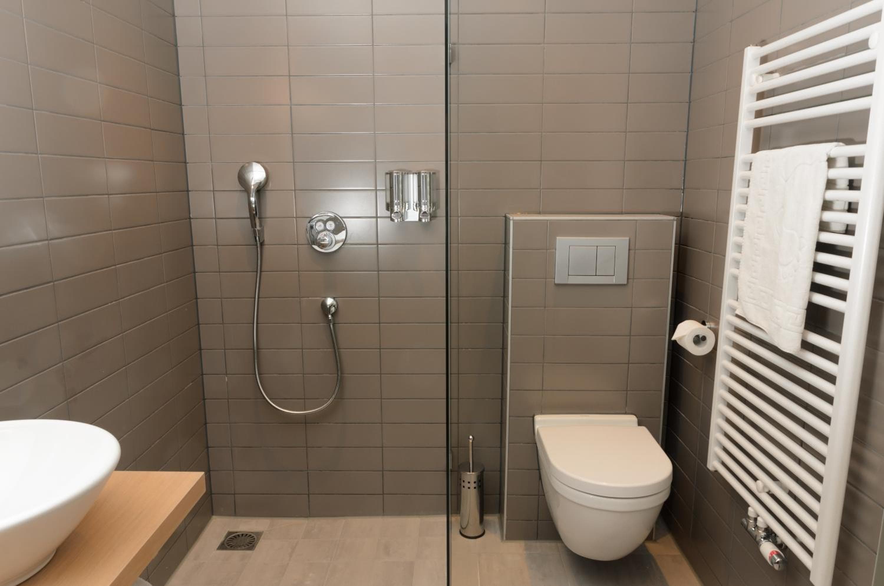 Amadi Panorama Hotel — 22