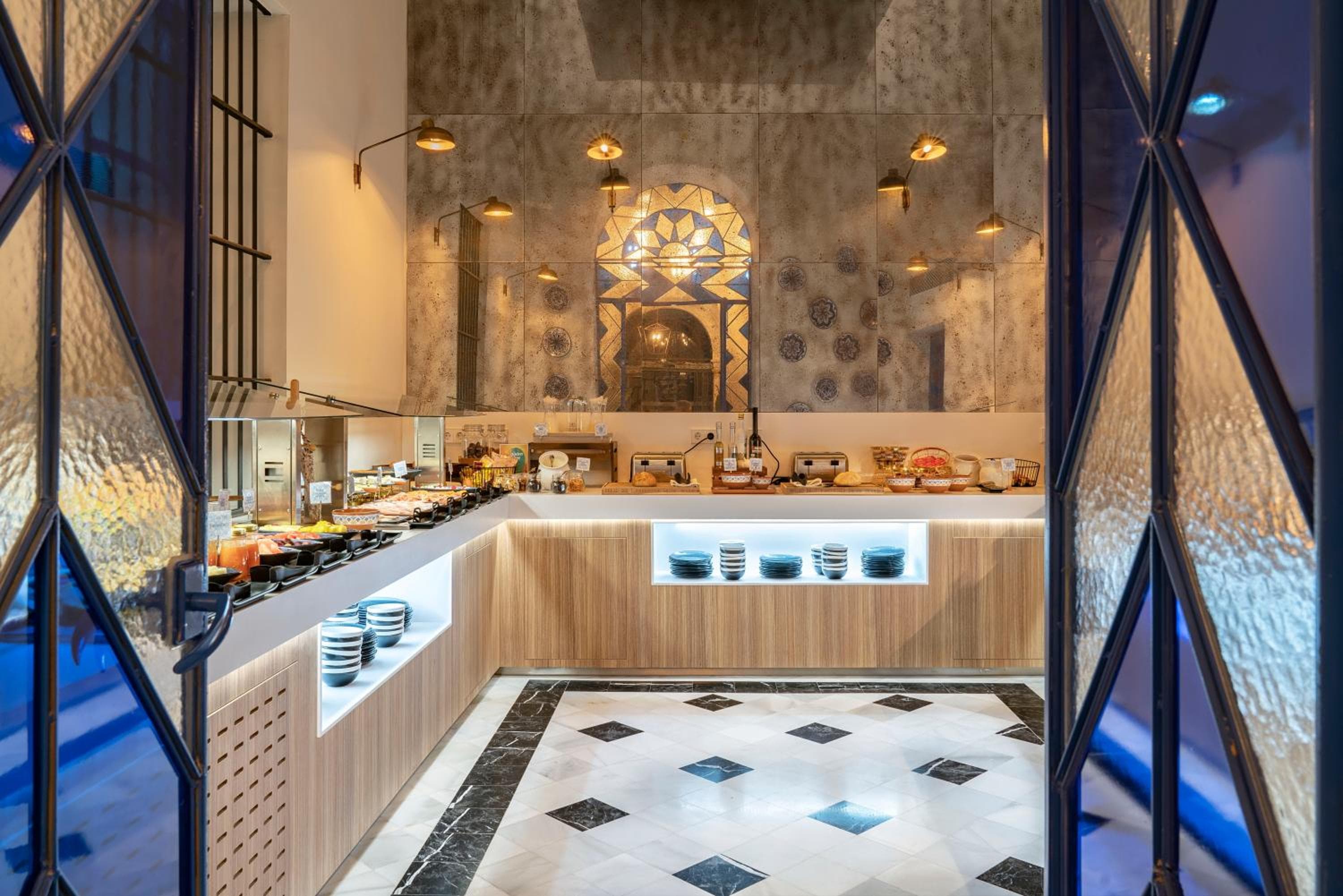 Vincci Molviedro Suites Apartments — 21