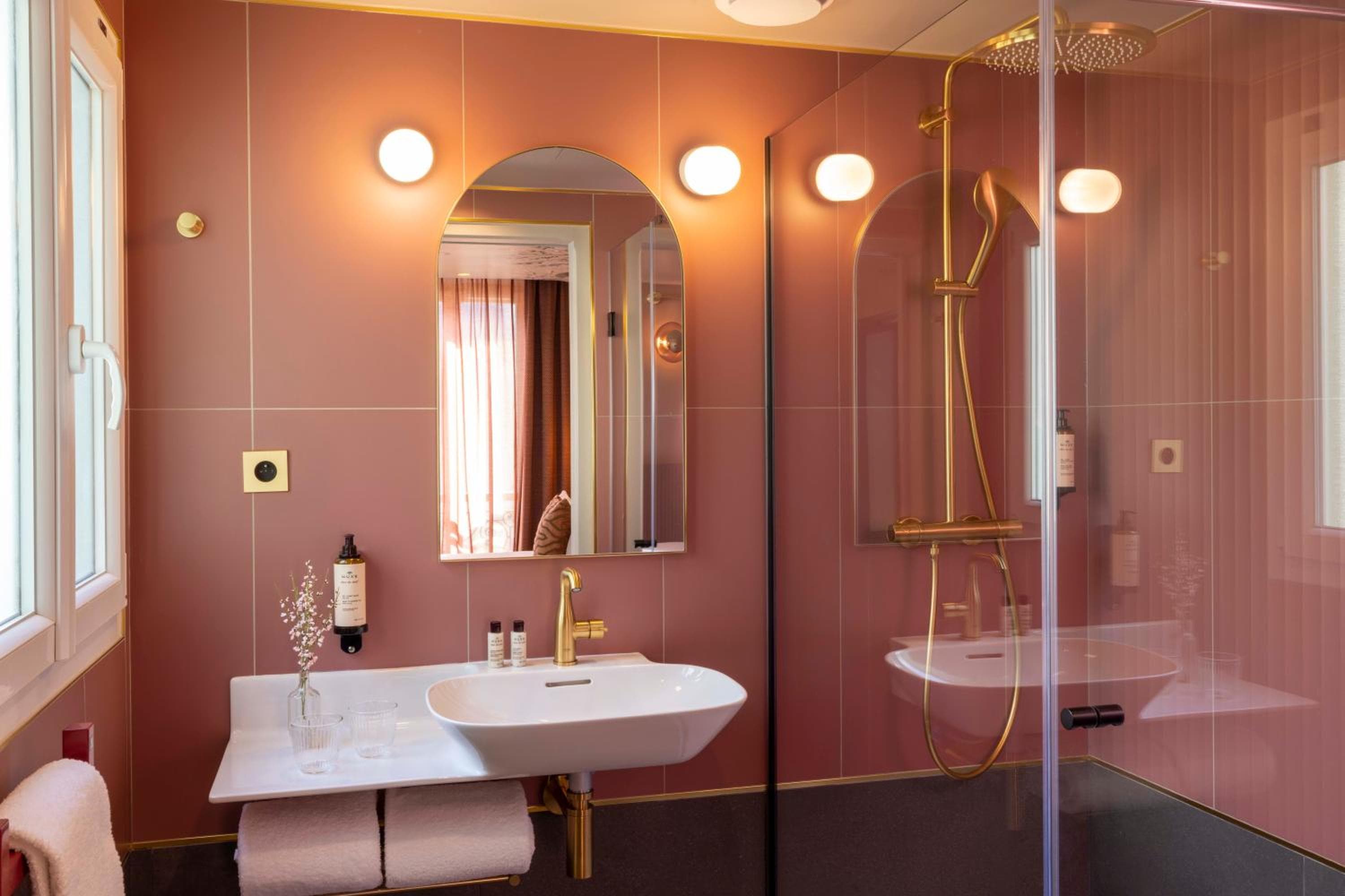 Hotel Jardin de Cluny — 3