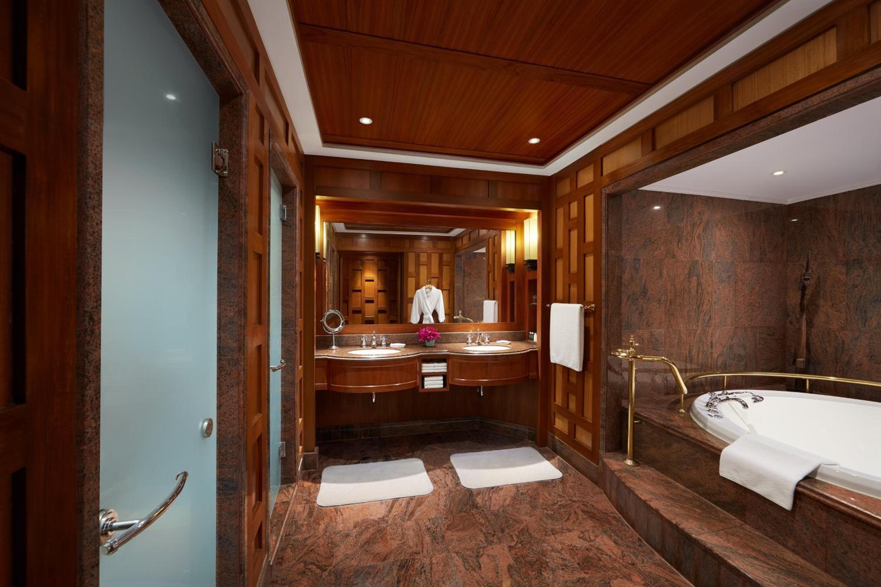 Sheraton Grande Sukhumvit, a Luxury Collection Hotel, Bangkok — 19