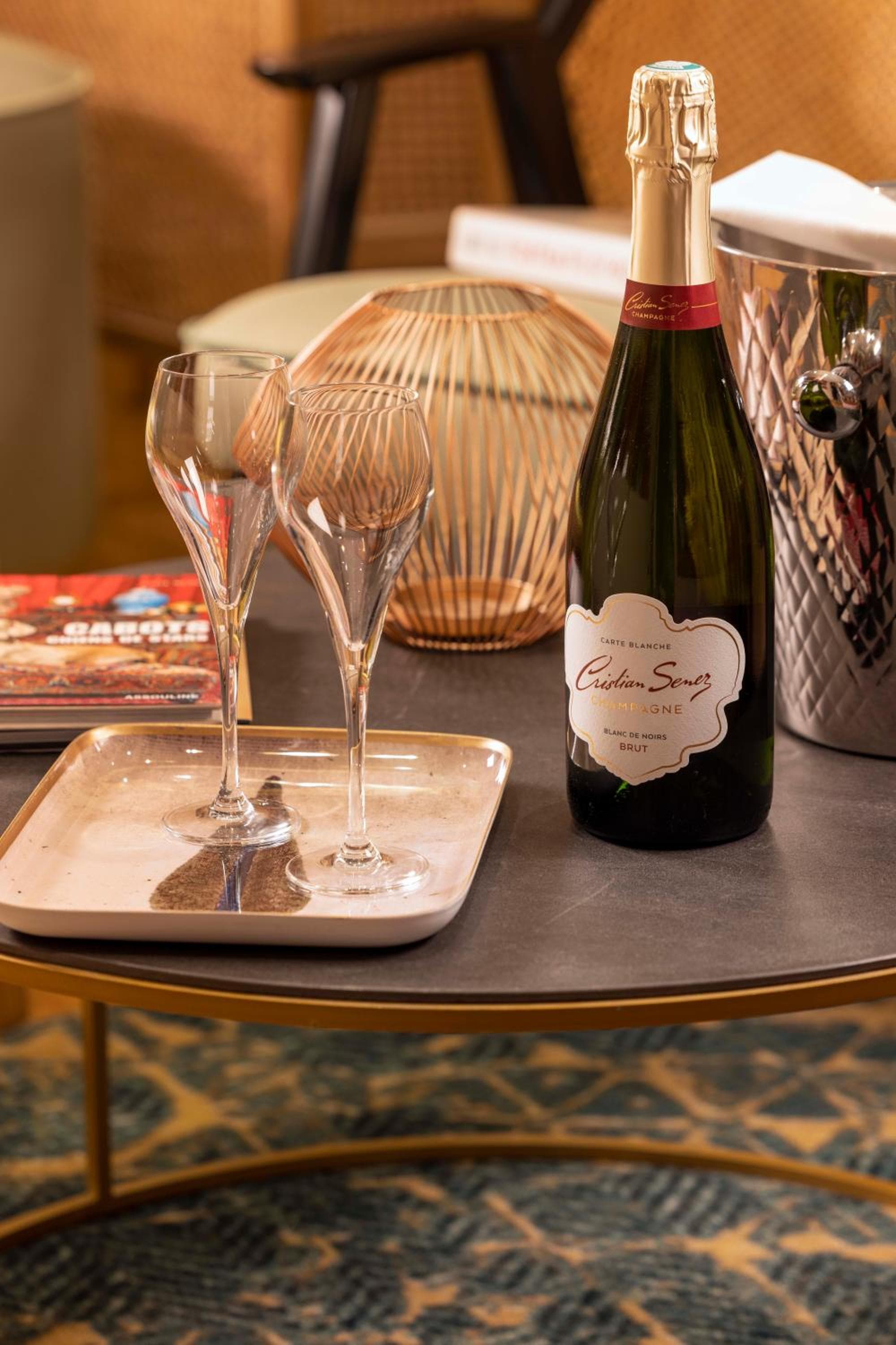 Hotel Jardin de Cluny — 23