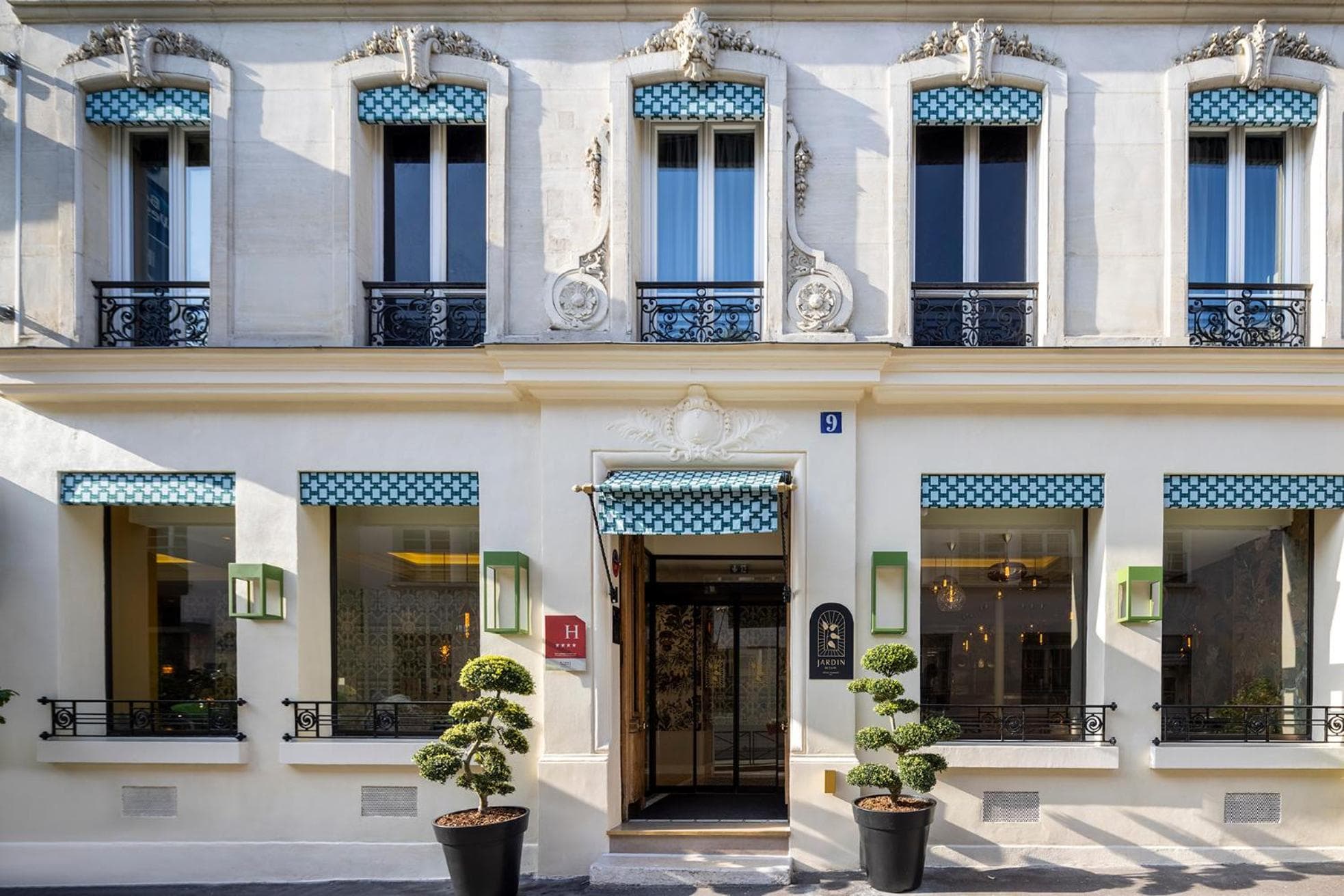 Hotel Jardin de Cluny — 1