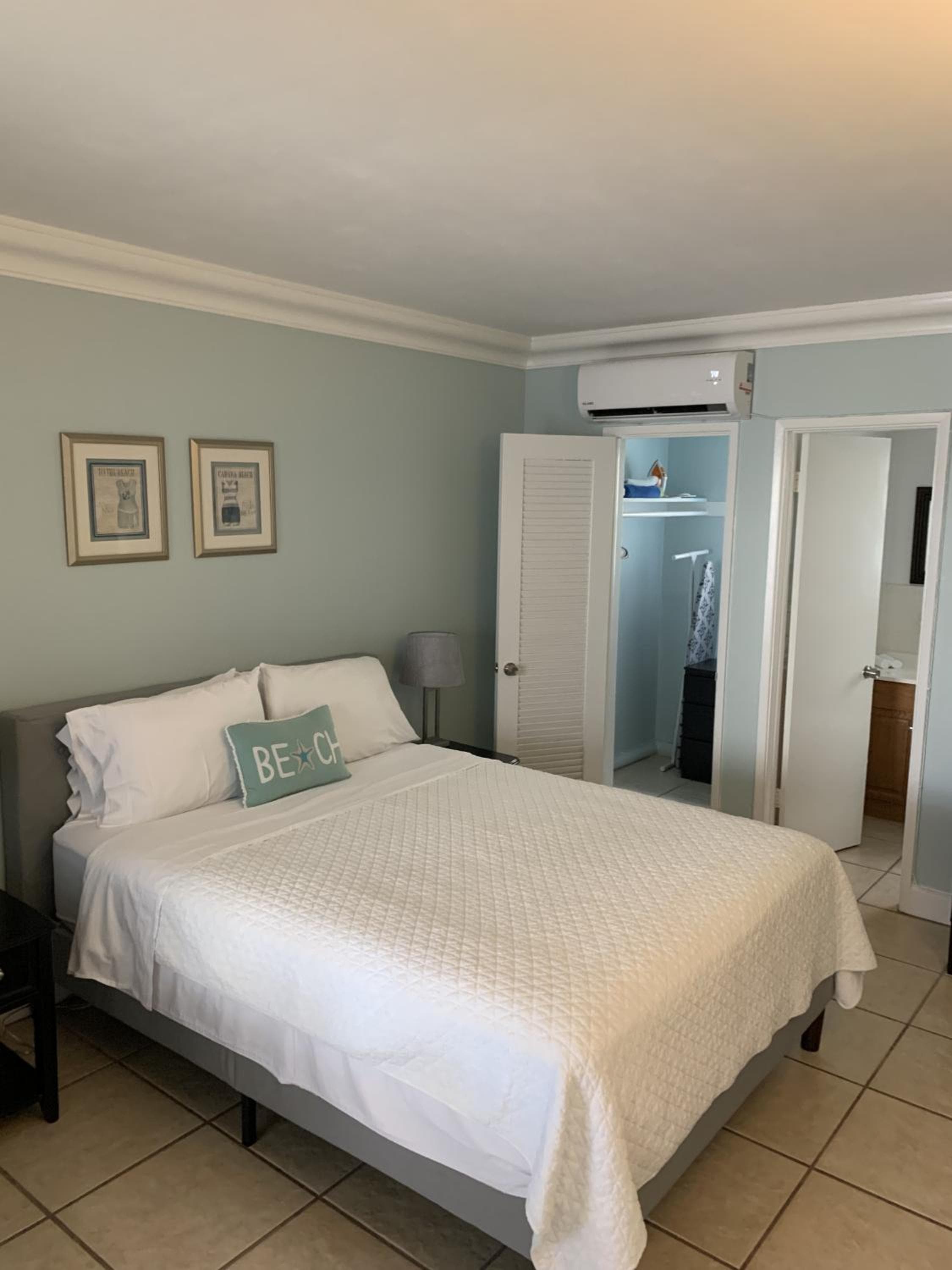 Beach Aqualina Apartments — 21