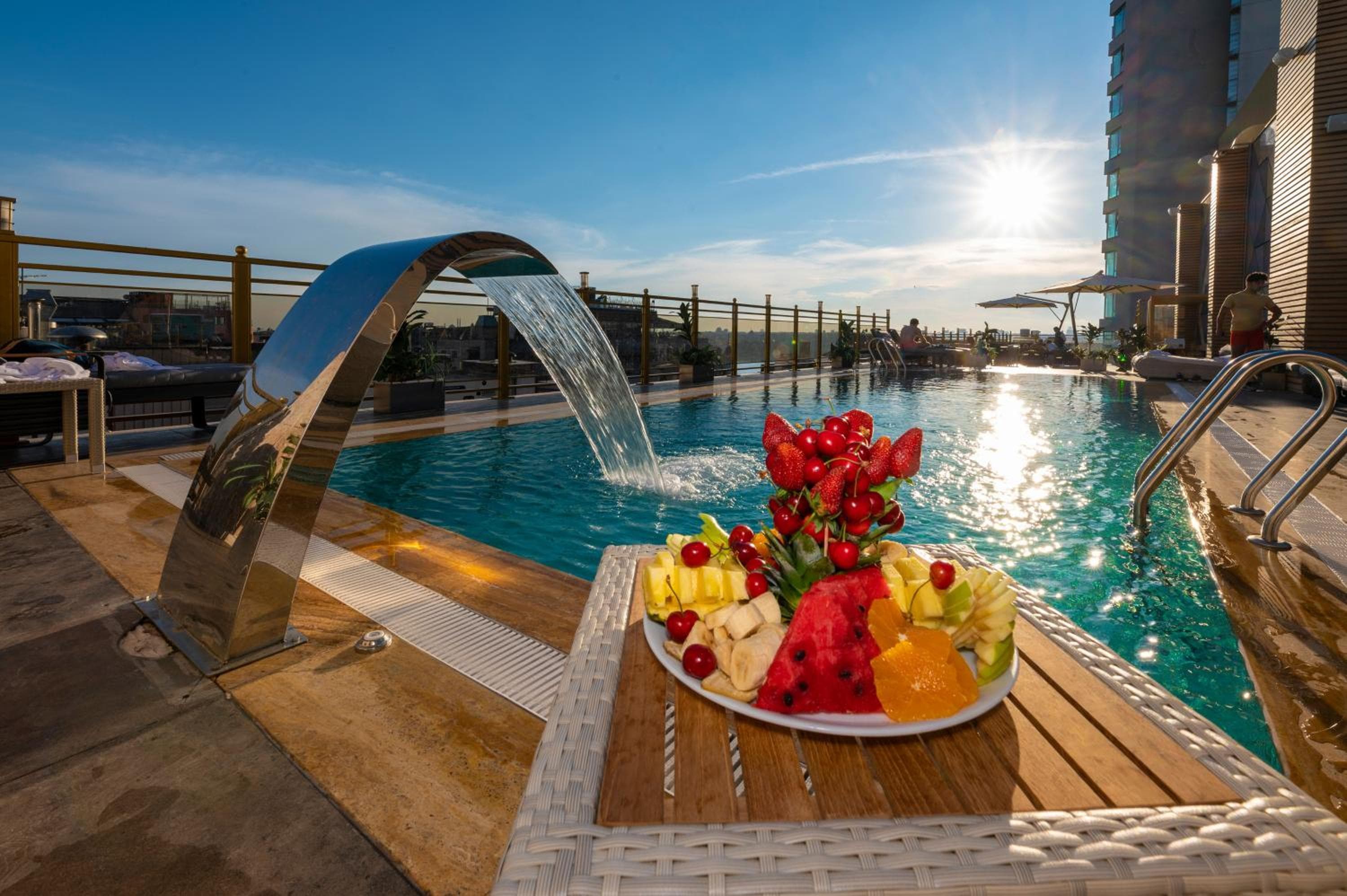 Ramada By Wyndham Istanbul Pera — 17