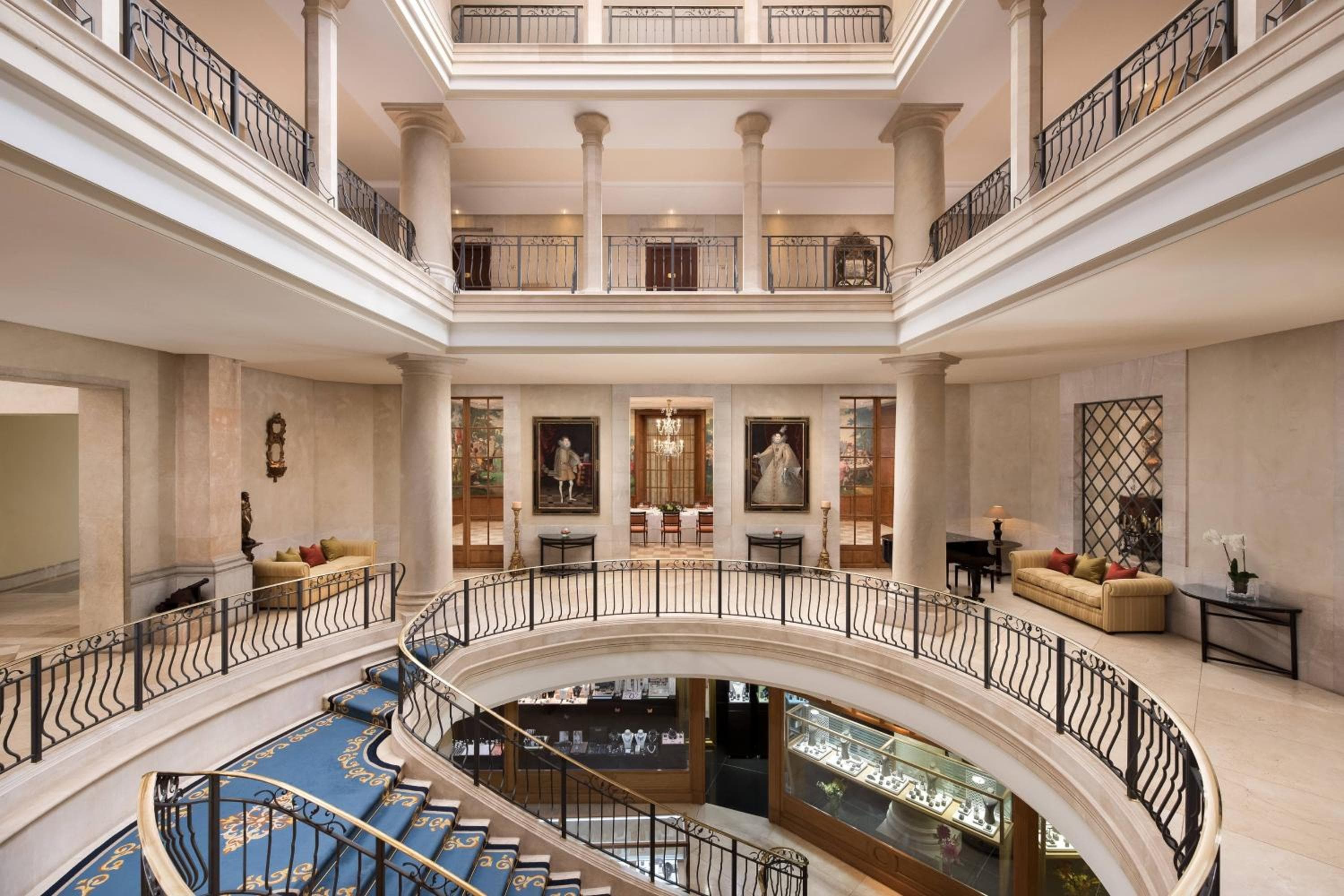 Castillo Hotel Son Vida-Adults Only, a Luxury Collection Hotel, Mallorca — 5