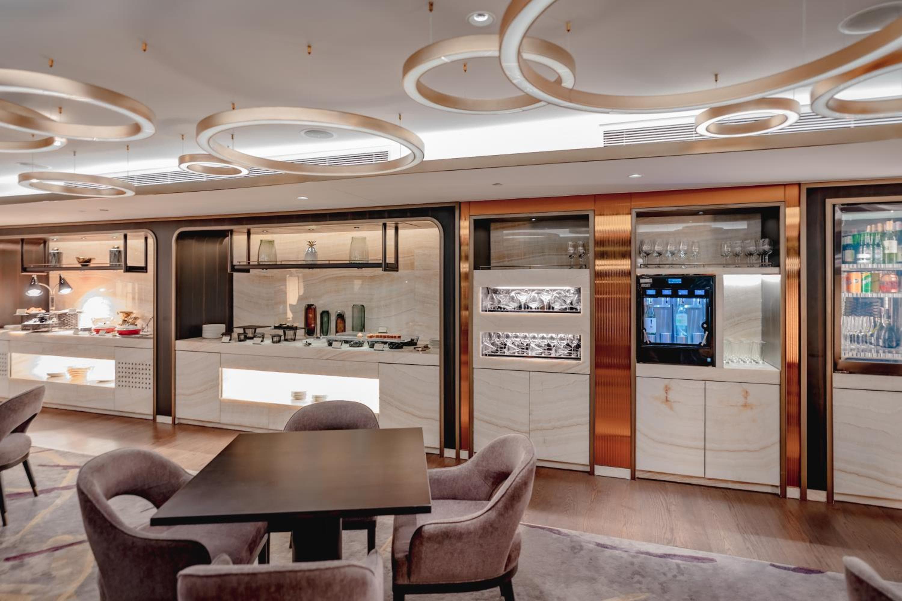 Carlton Hotel Bangkok Sukhumvit — 20