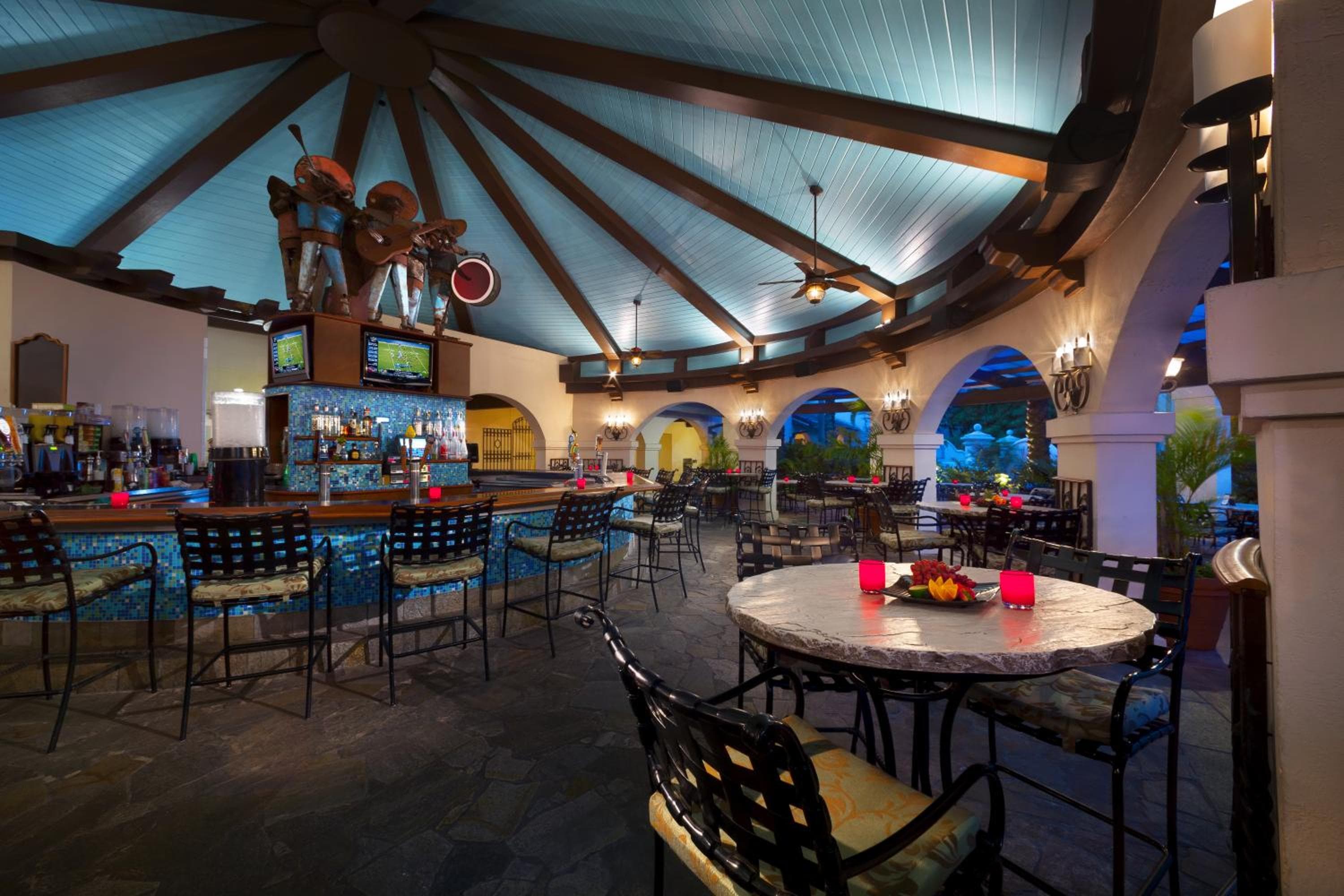 Universal's Hard Rock Hotel® — 14