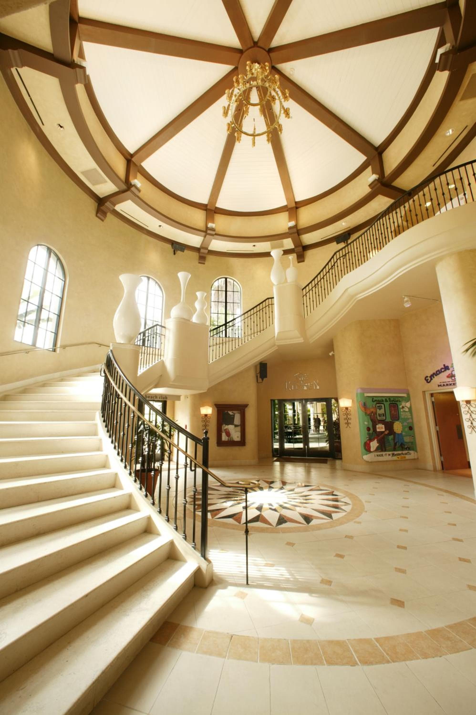 Universal's Hard Rock Hotel® — 17