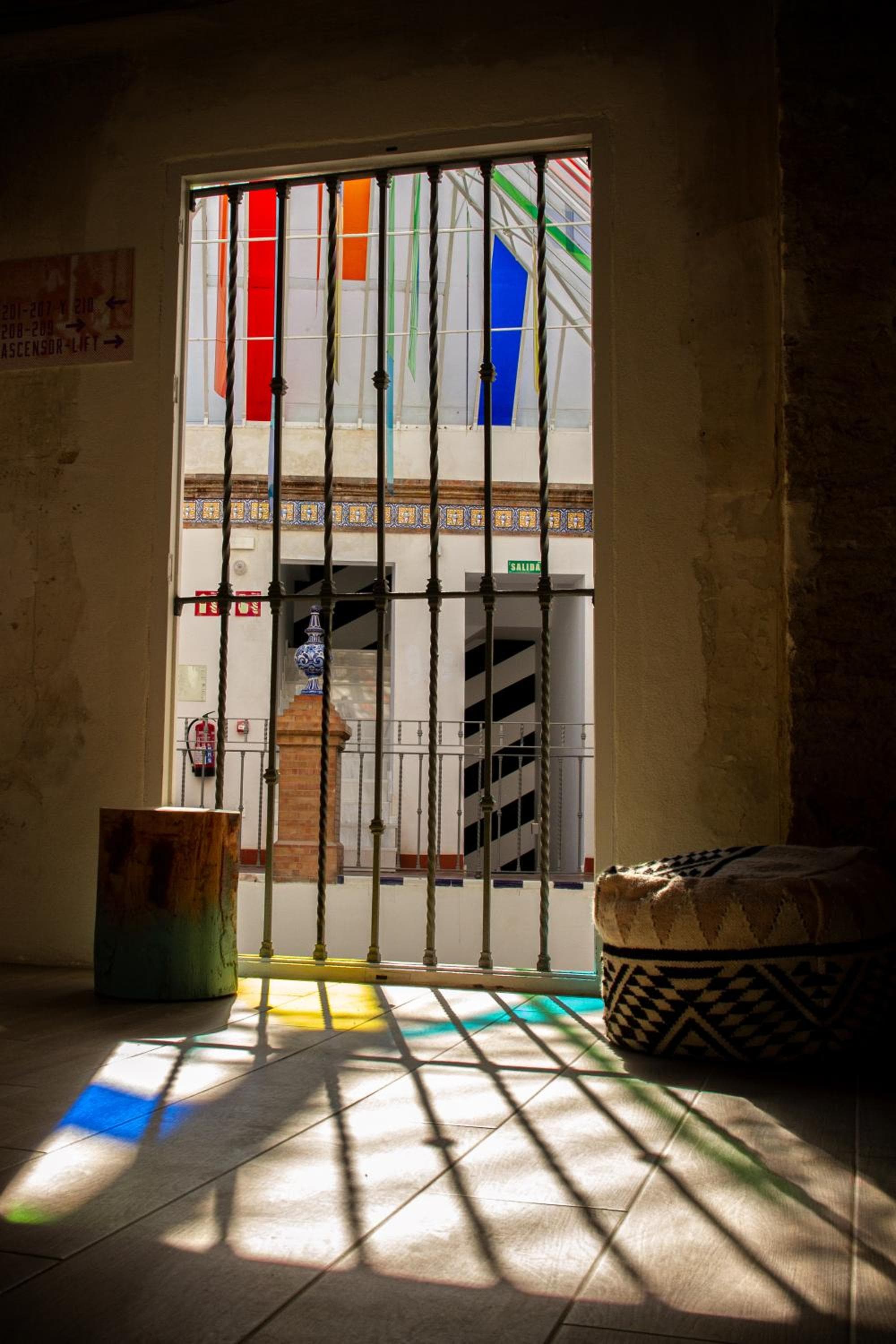 room00 Salvador Ostello — 30