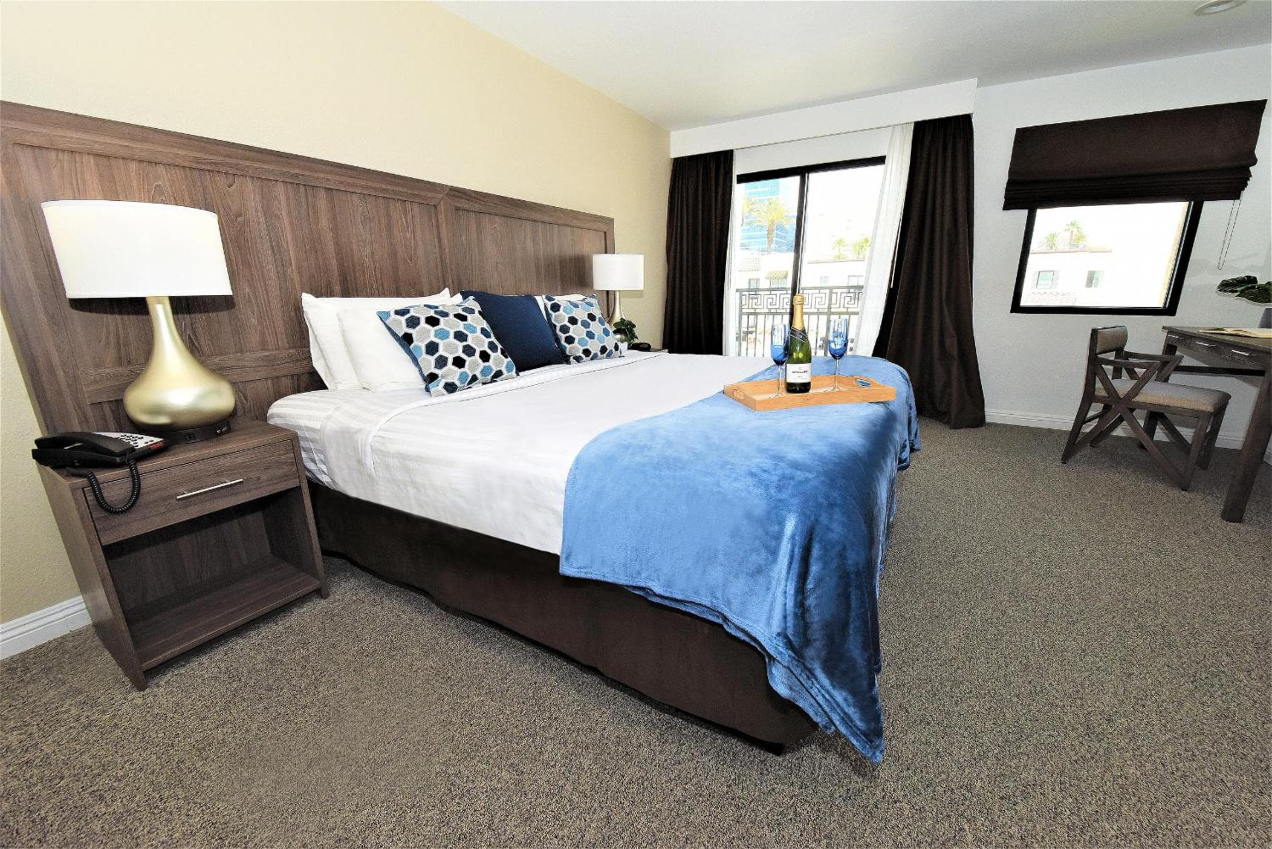 Serene Vegas Boutique Hotel Las Vegas — 15
