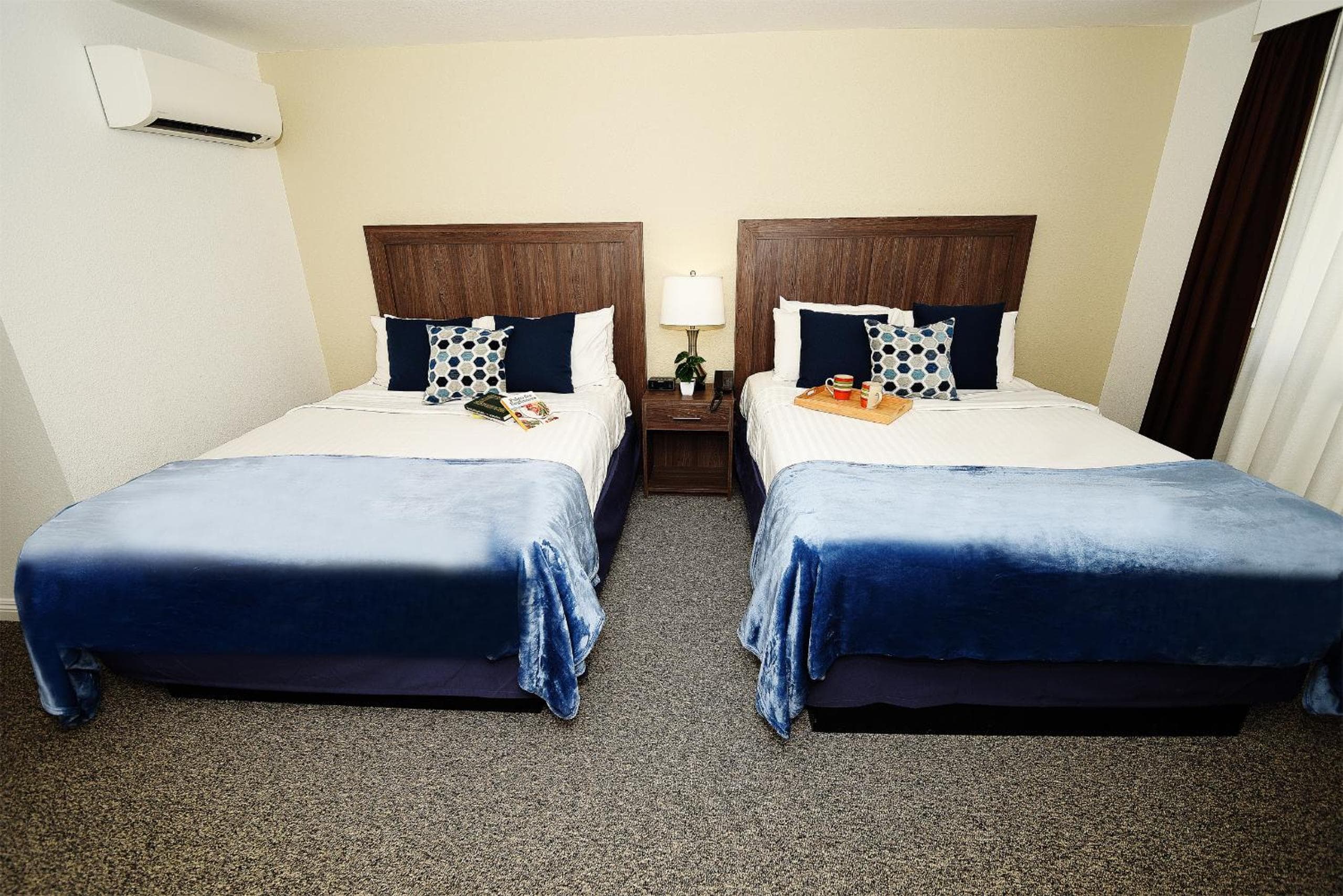 Serene Vegas Boutique Hotel Las Vegas — 11