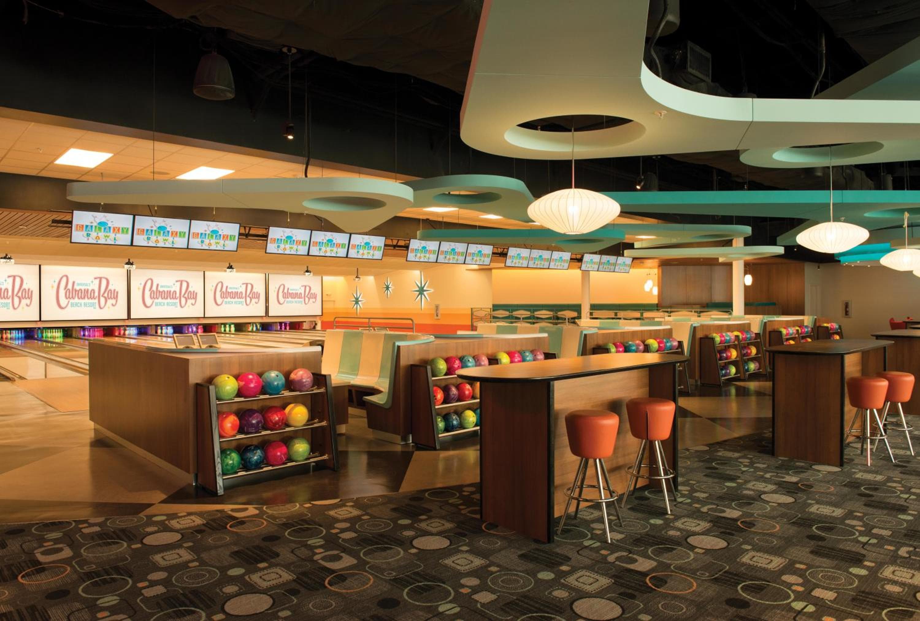 Universal's Cabana Bay Beach Resort — 14