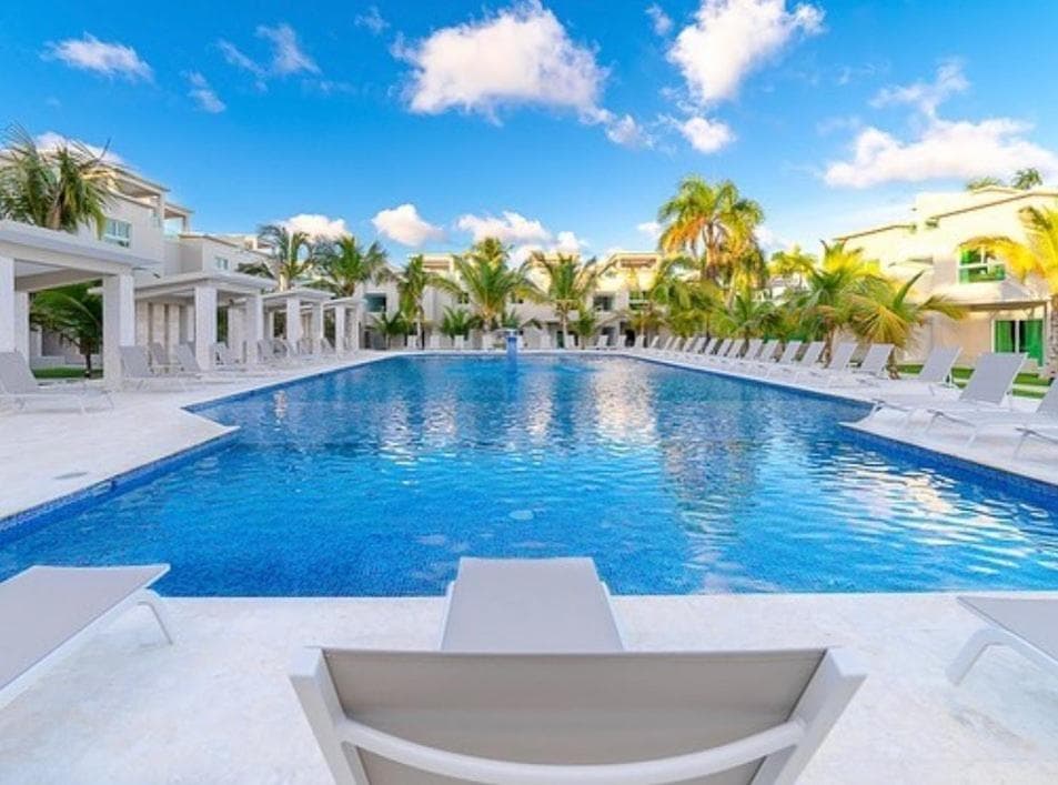 Playa Palmera Beach Resort — 1