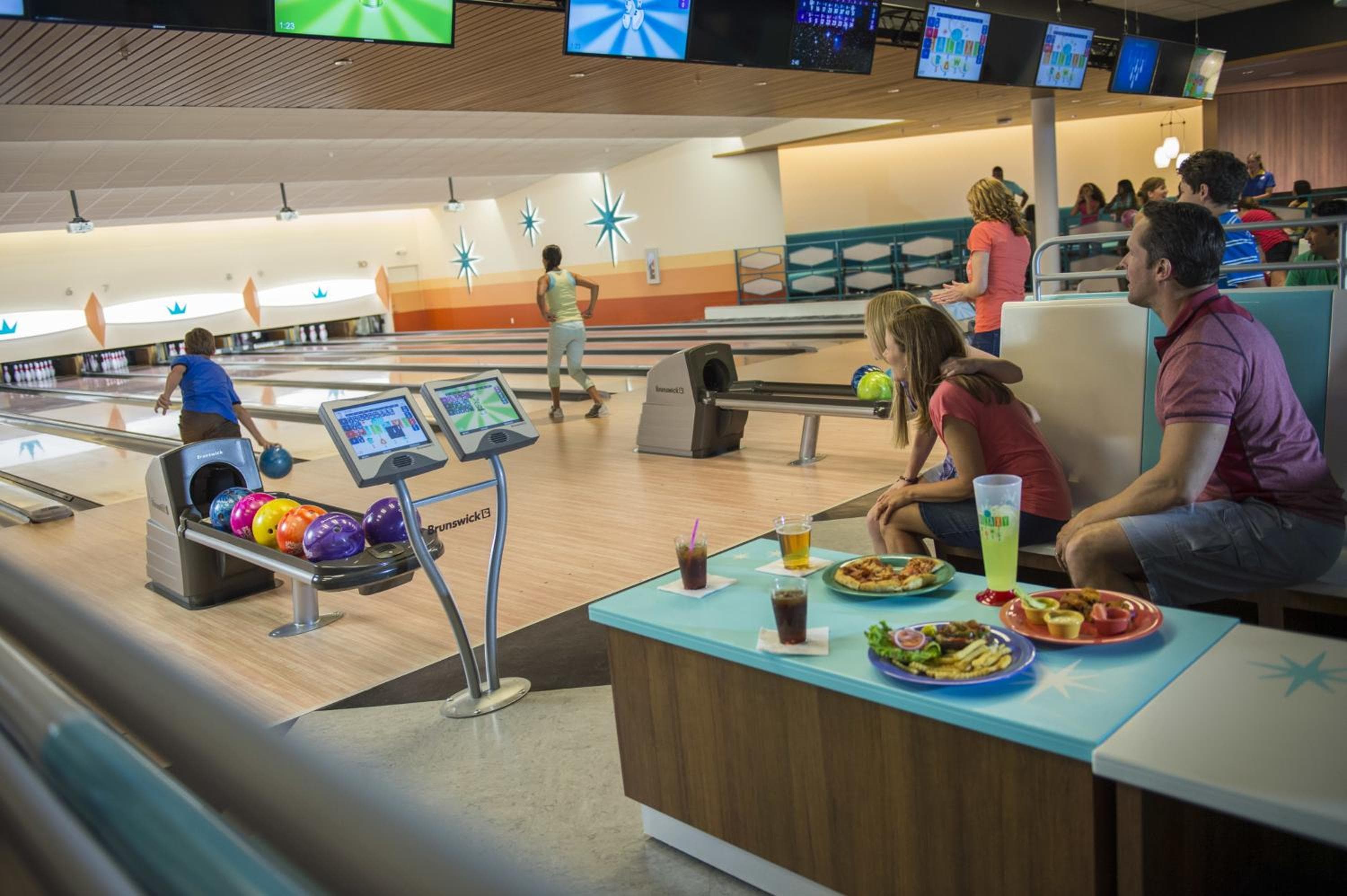 Universal's Cabana Bay Beach Resort — 17