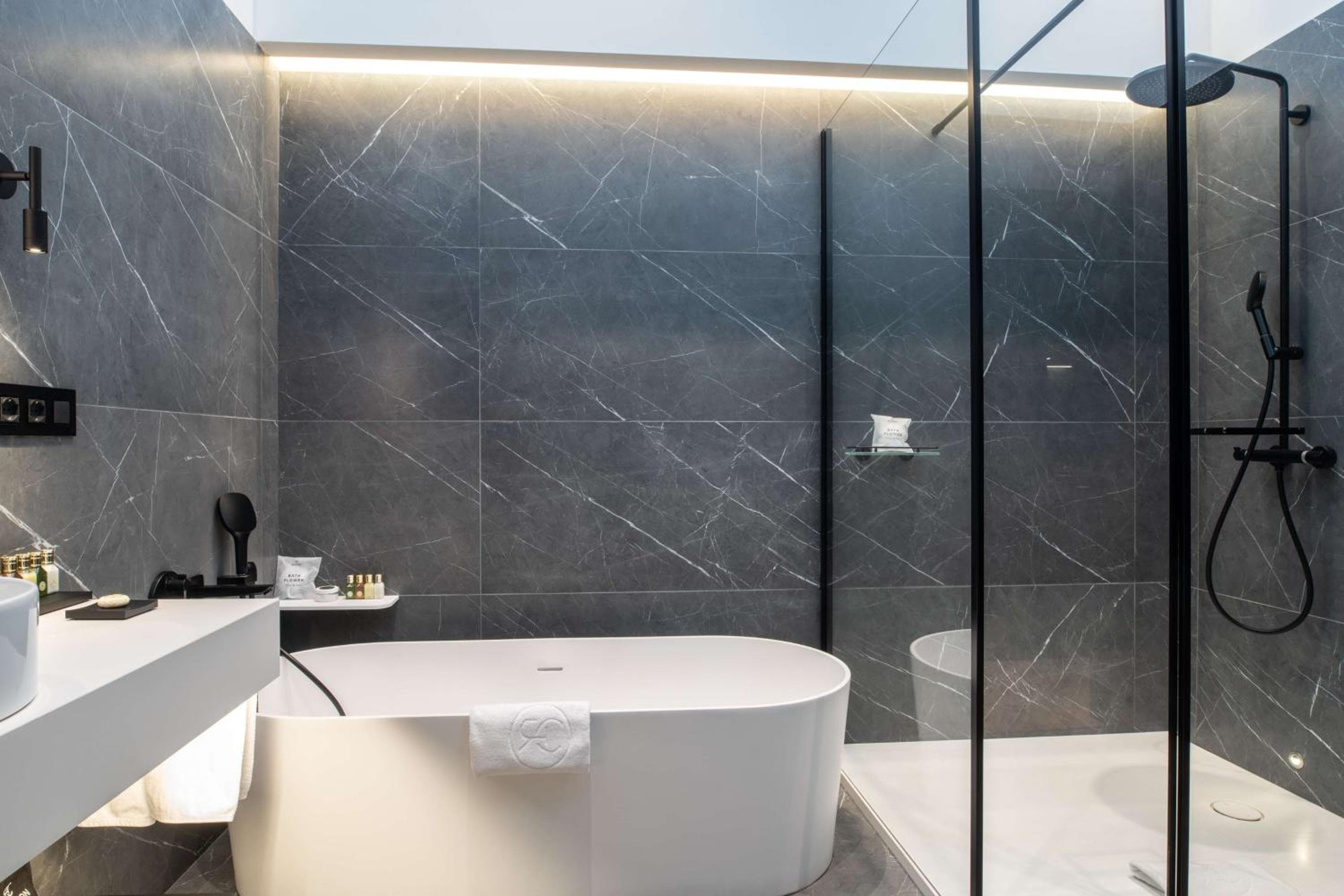 Palazzo Touring Club Milan, A Radisson Collection Hotel — 4