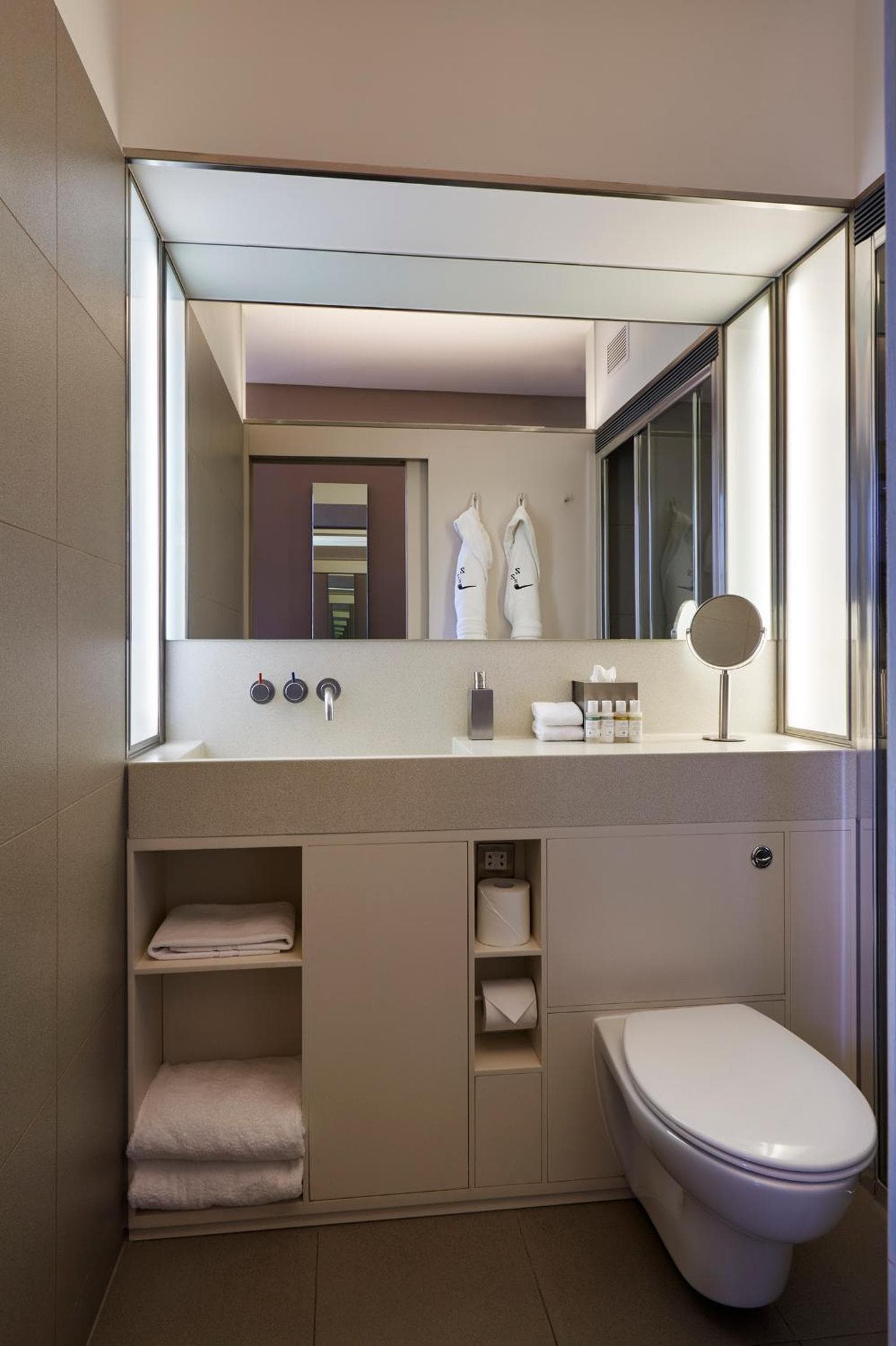 Farringdon Hotel di Marrable — 17