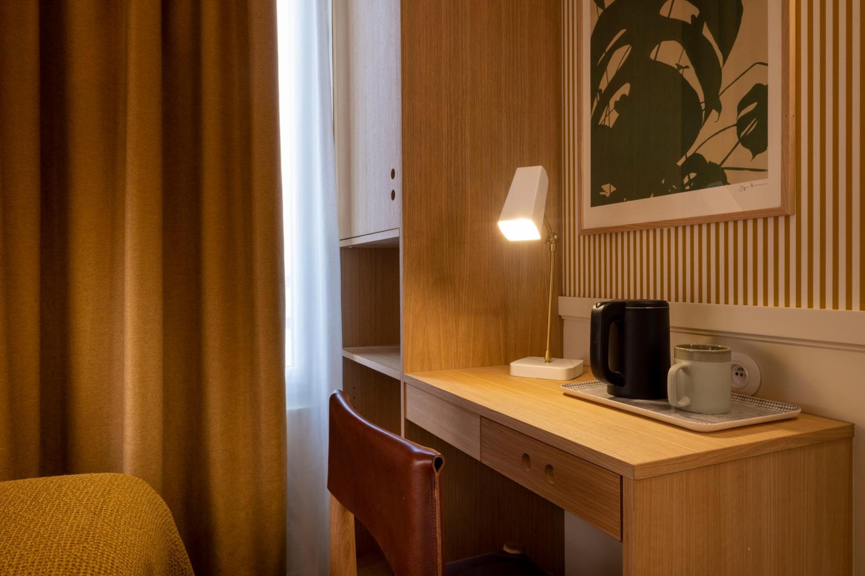 Le Petit Oberkampf Hotel & Spa — 19