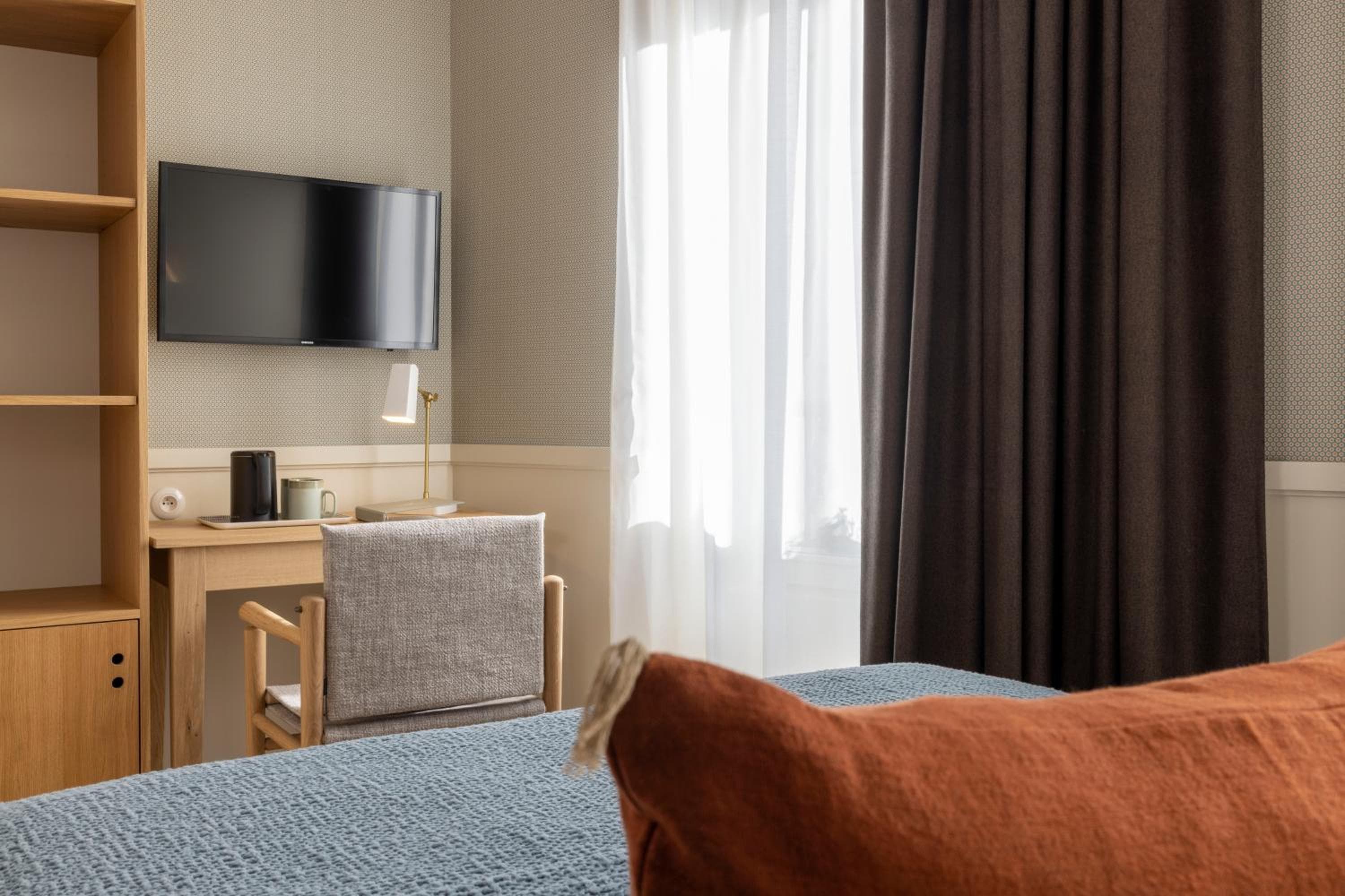 Le Petit Oberkampf Hotel & Spa — 24