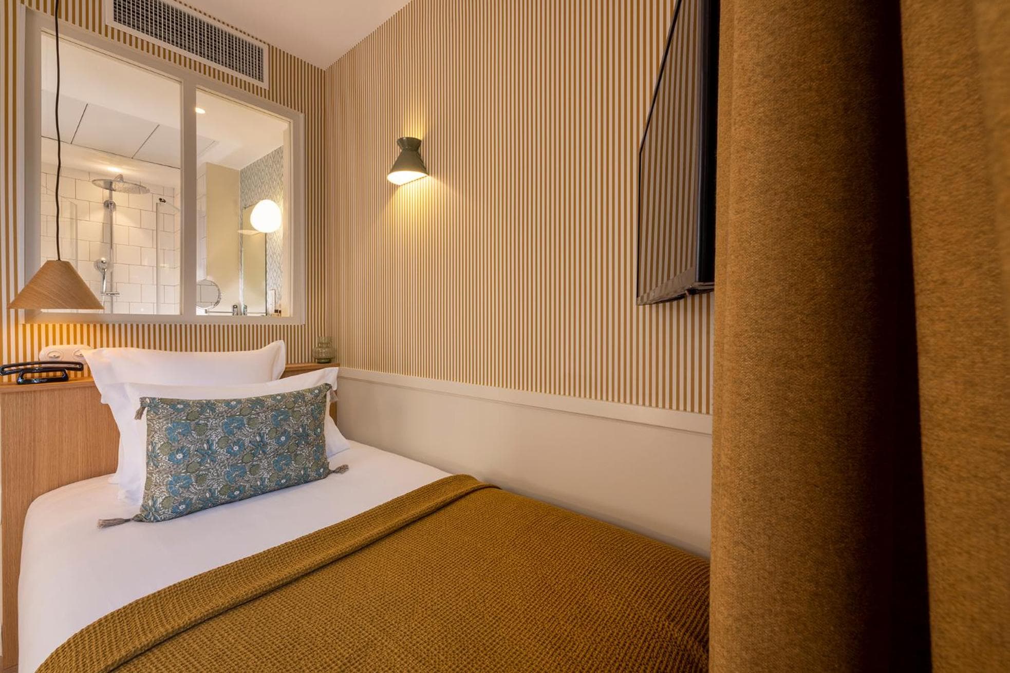 Le Petit Oberkampf Hotel & Spa — 29