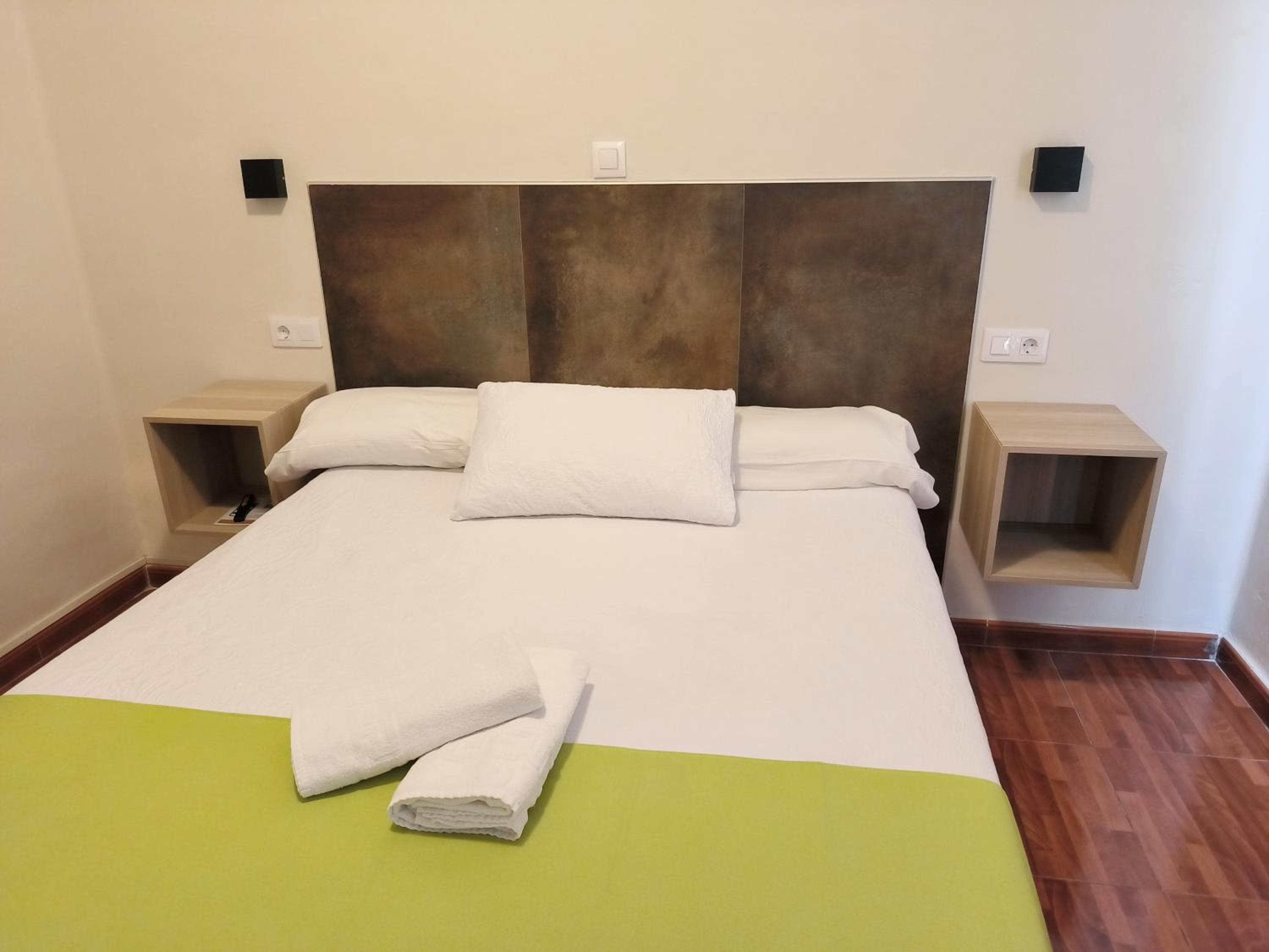 Pension Perez Montilla — 26