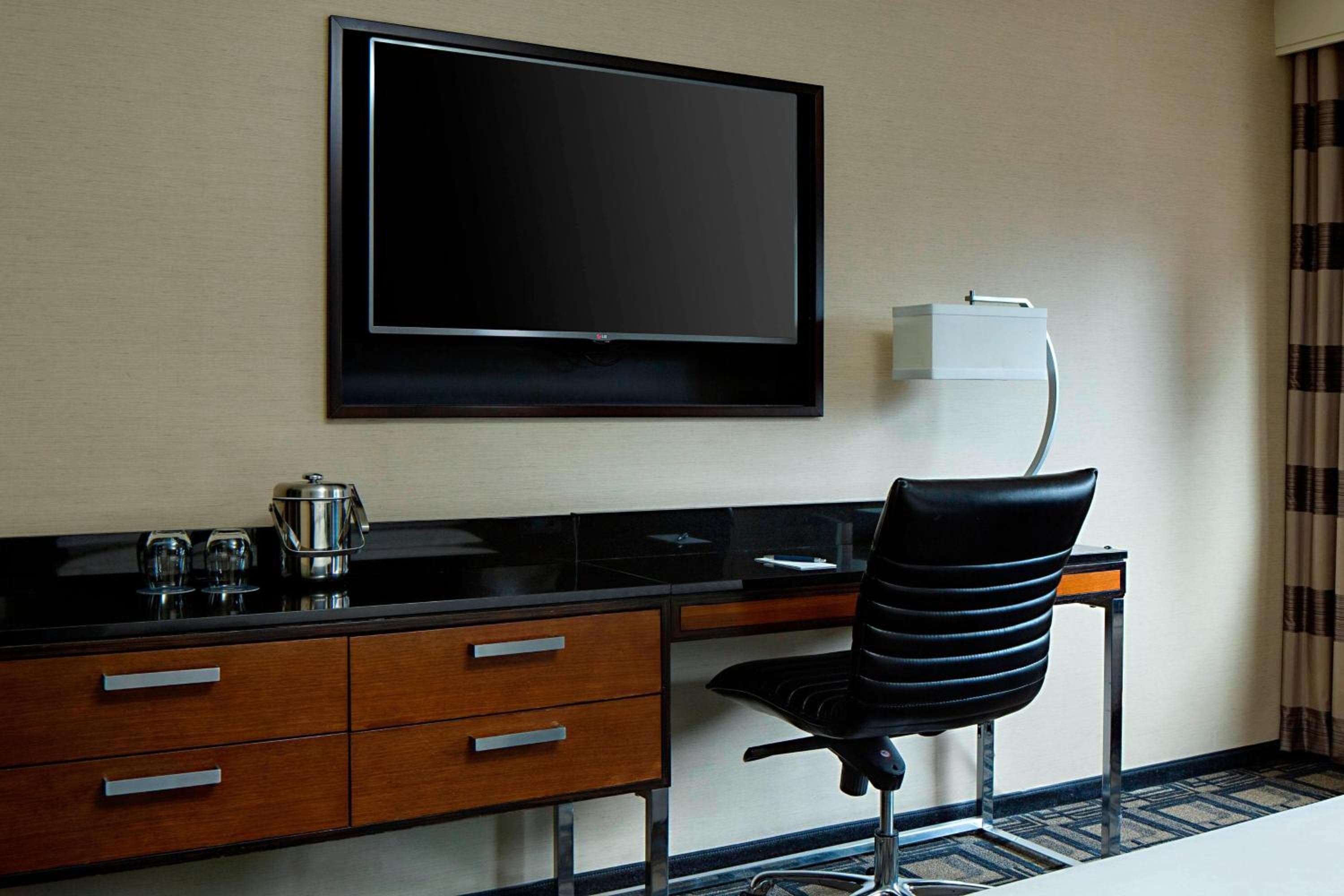 Sheraton New York Times Square Hotel — 14