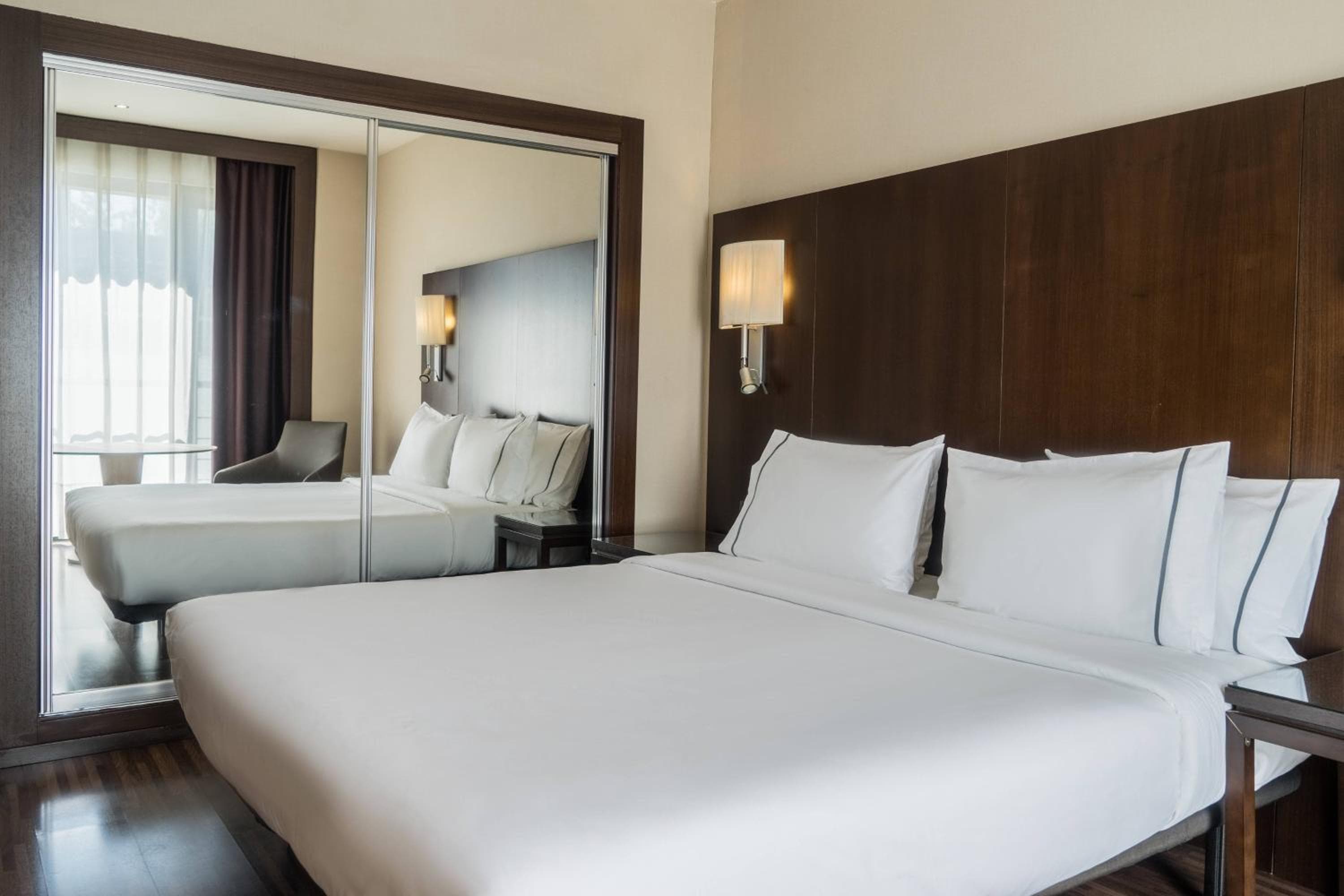 AC Hotel Ciudad de Sevilla by Marriott — 10