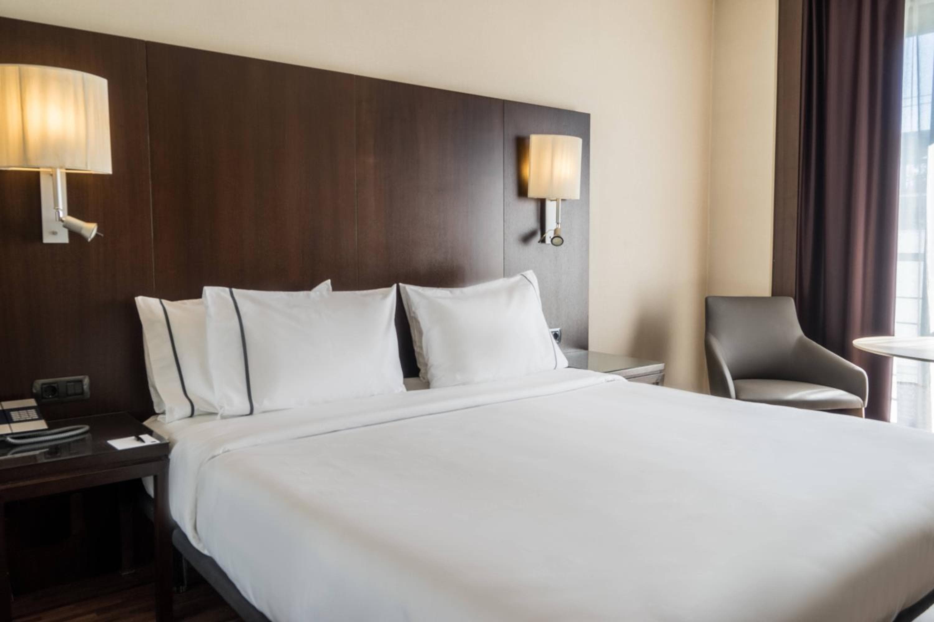 AC Hotel Ciudad de Sevilla by Marriott — 11