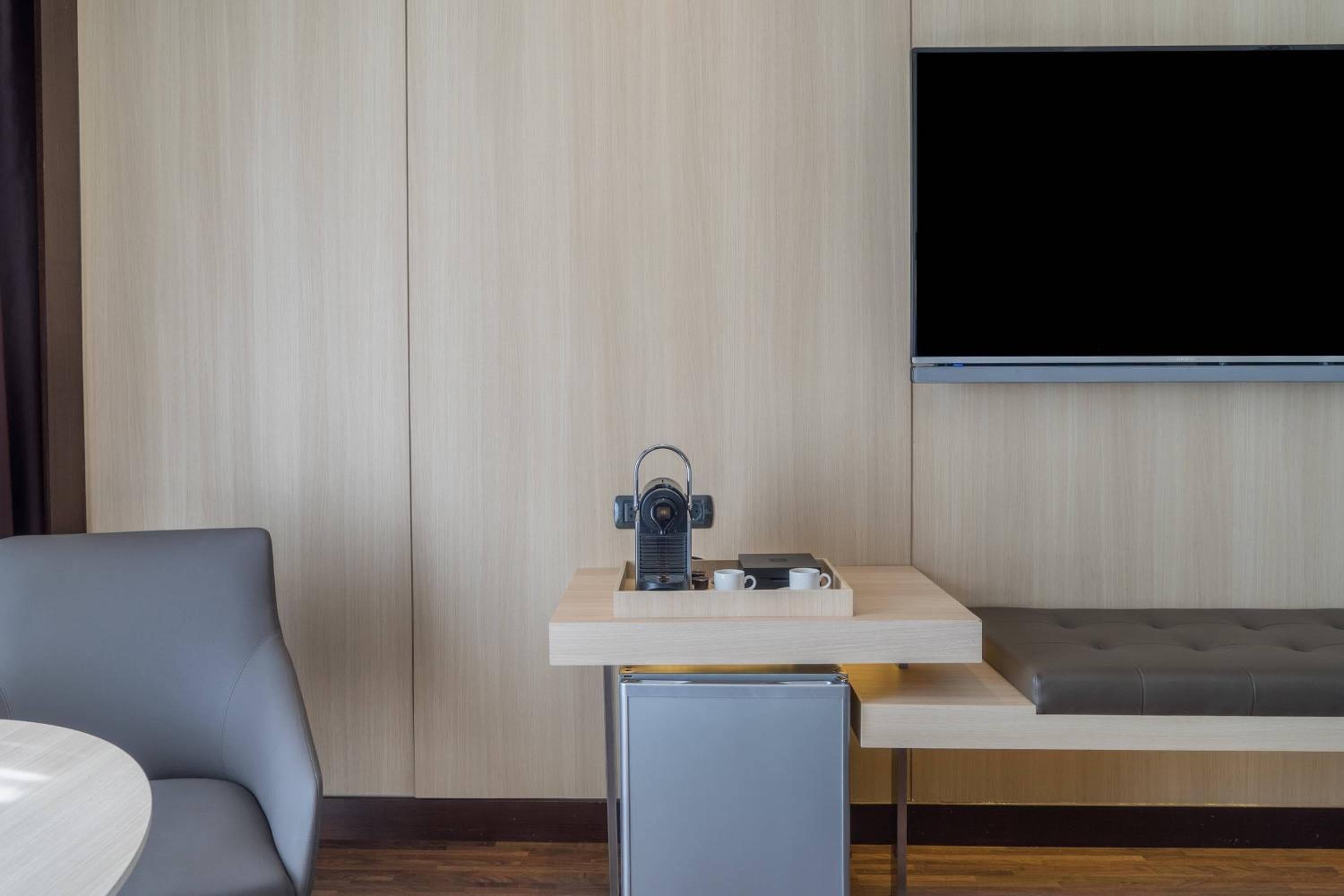 AC Hotel Ciudad de Sevilla by Marriott — 16