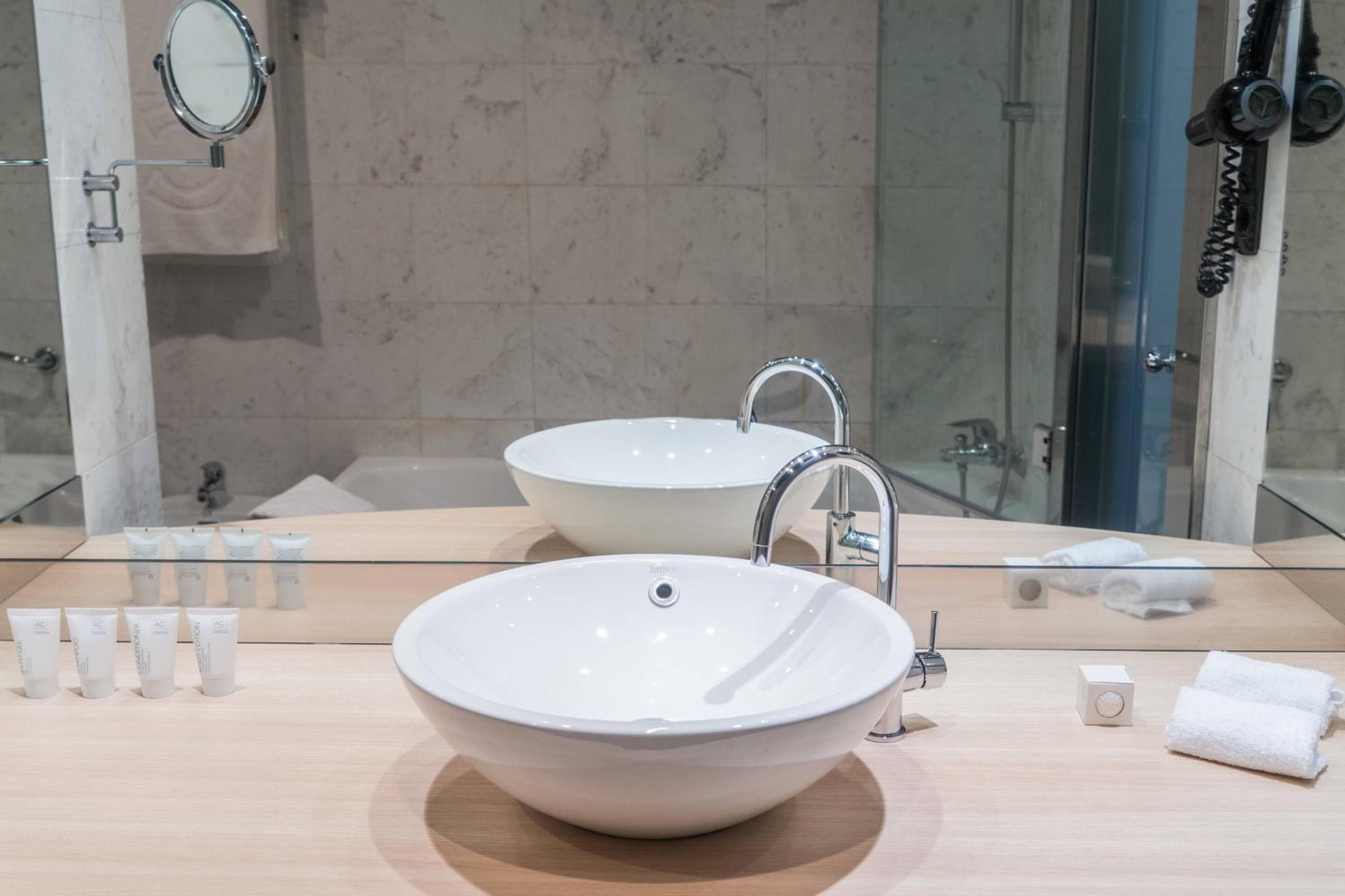 AC Hotel Ciudad de Sevilla by Marriott — 18