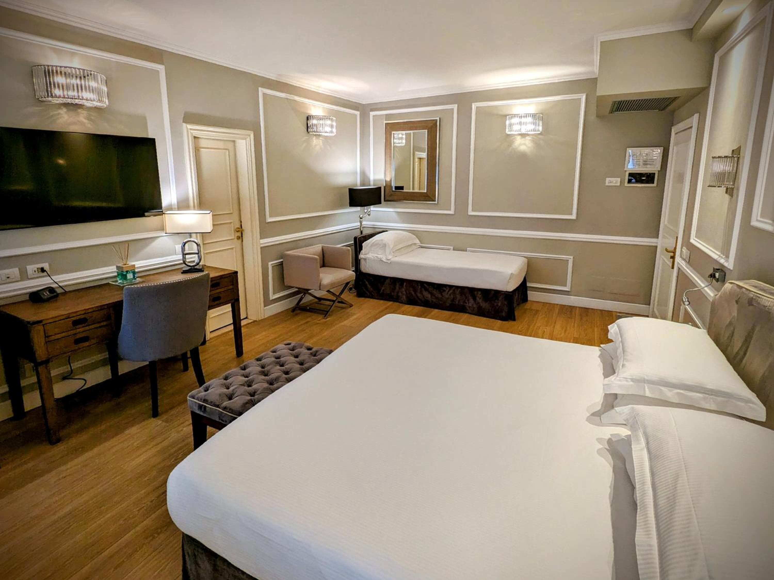 FH55 Hotel Calzaiuoli hotel, Via Calzaiuoli 6, Florence, Italy — photo 40