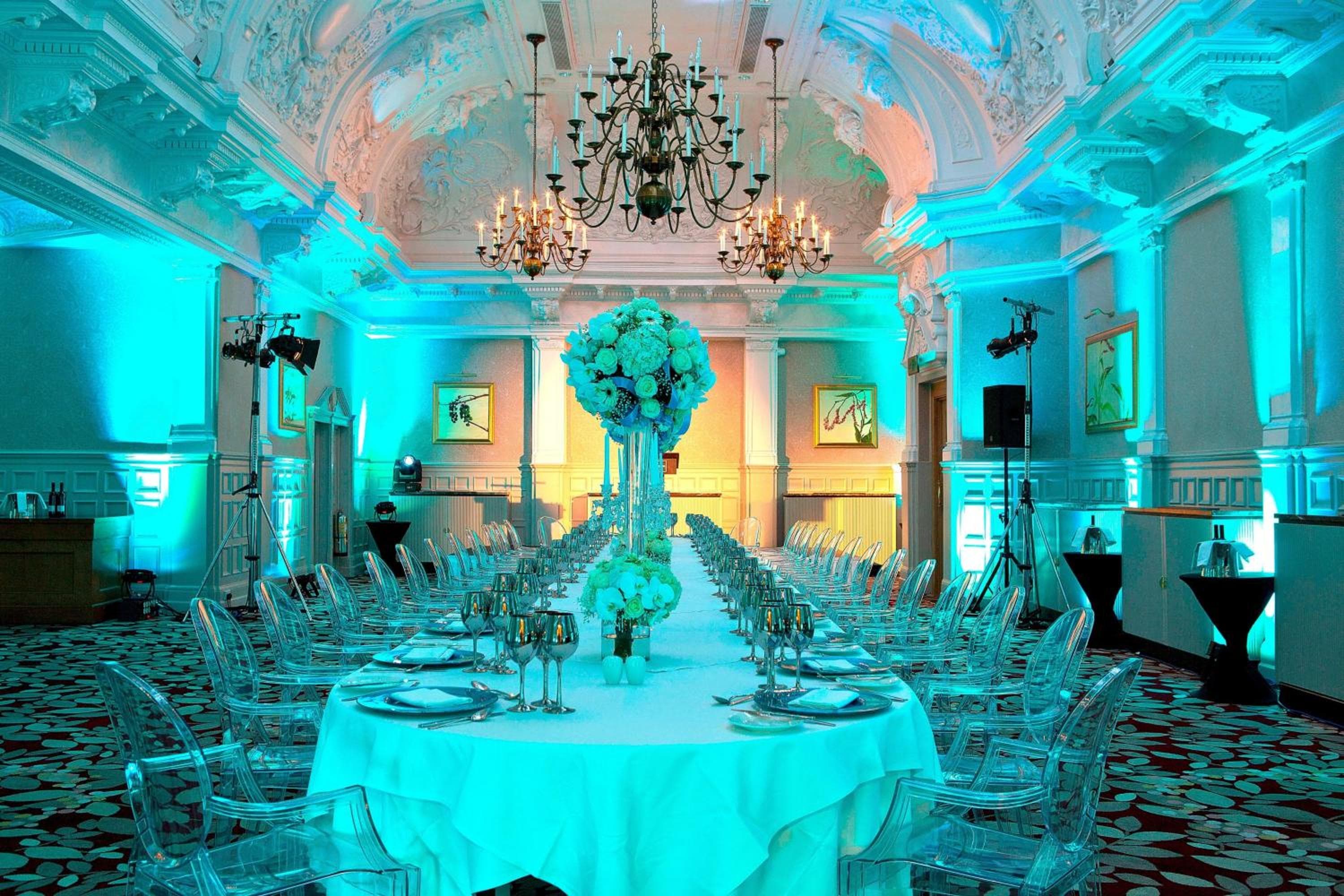 Hotel St. Ermin, Collezione di autografi — 15