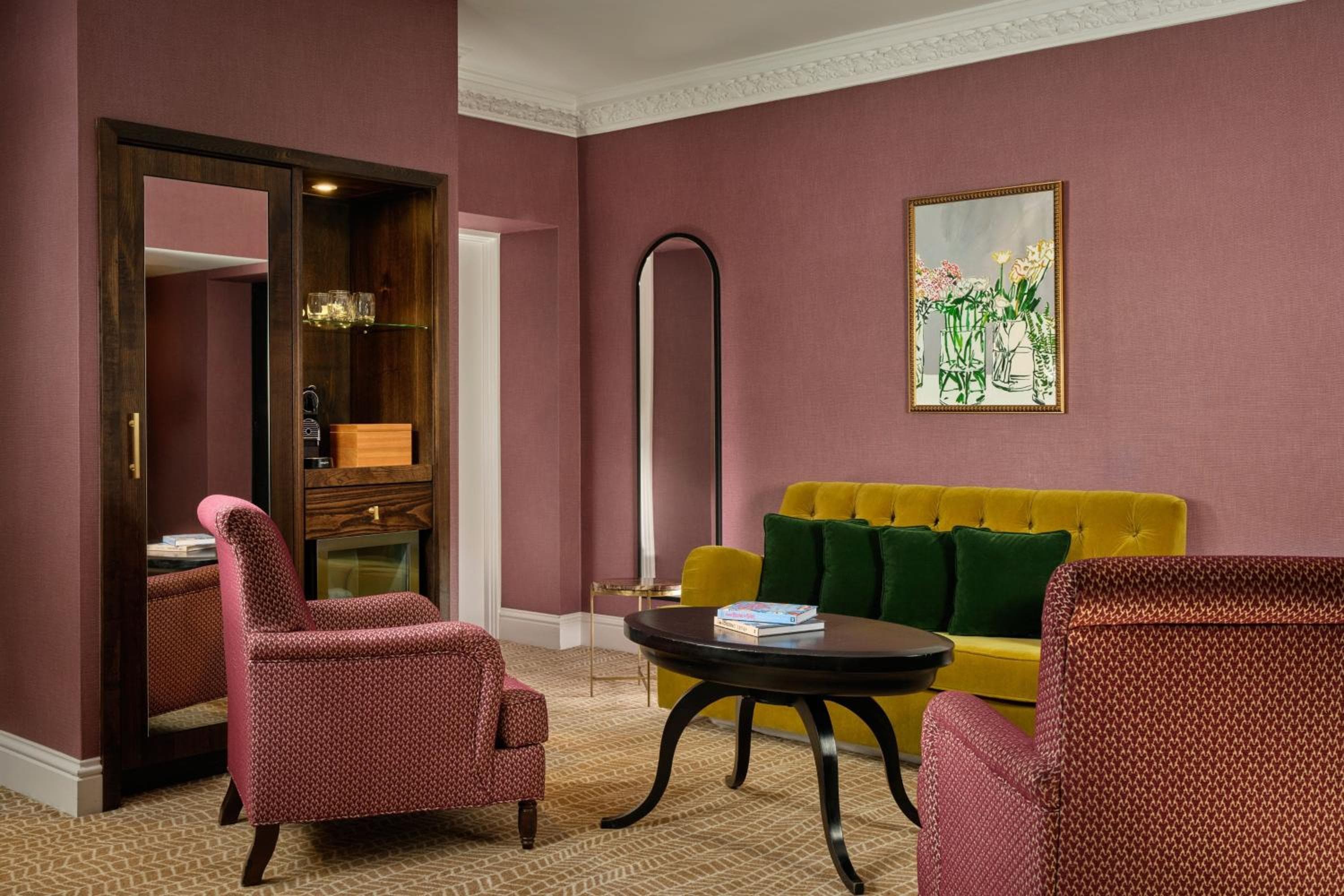 Hotel St. Ermin, Collezione di autografi — 11