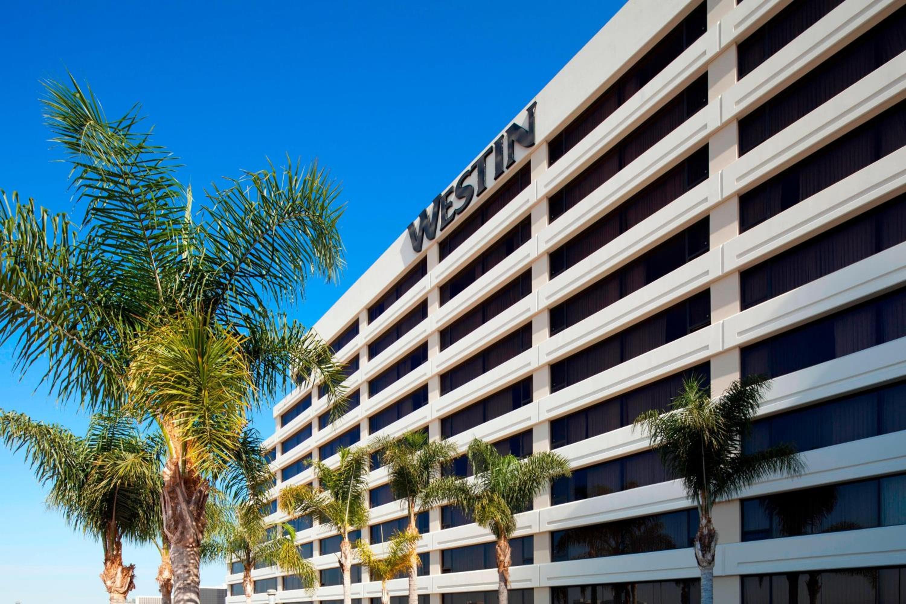 Das Westin Los Angeles Airport — 11