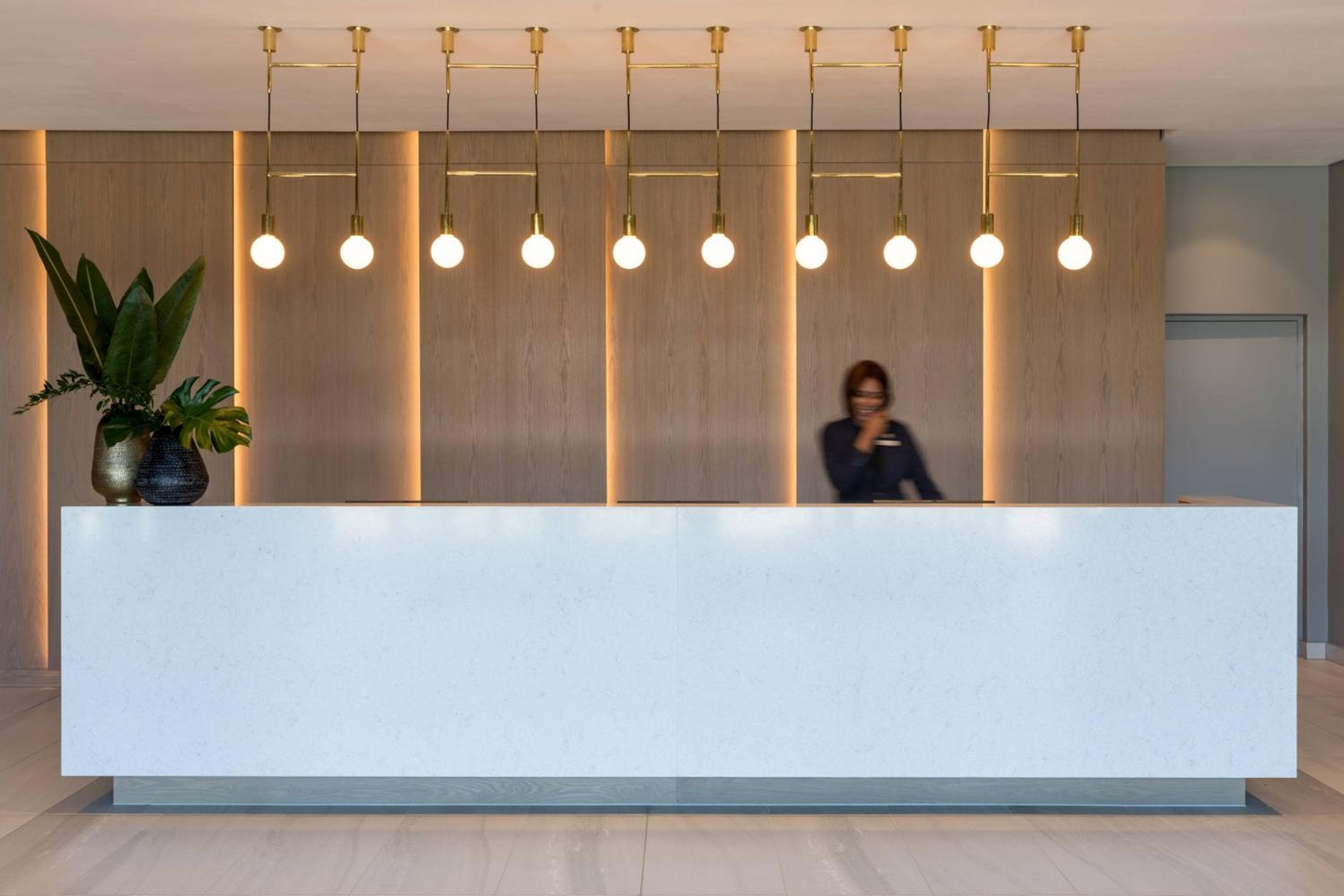 AC Hotel by Marriott Cape Town Waterfront hotel, Dockrail Road, Foreshore, Cape Town, South Africa — photo 7