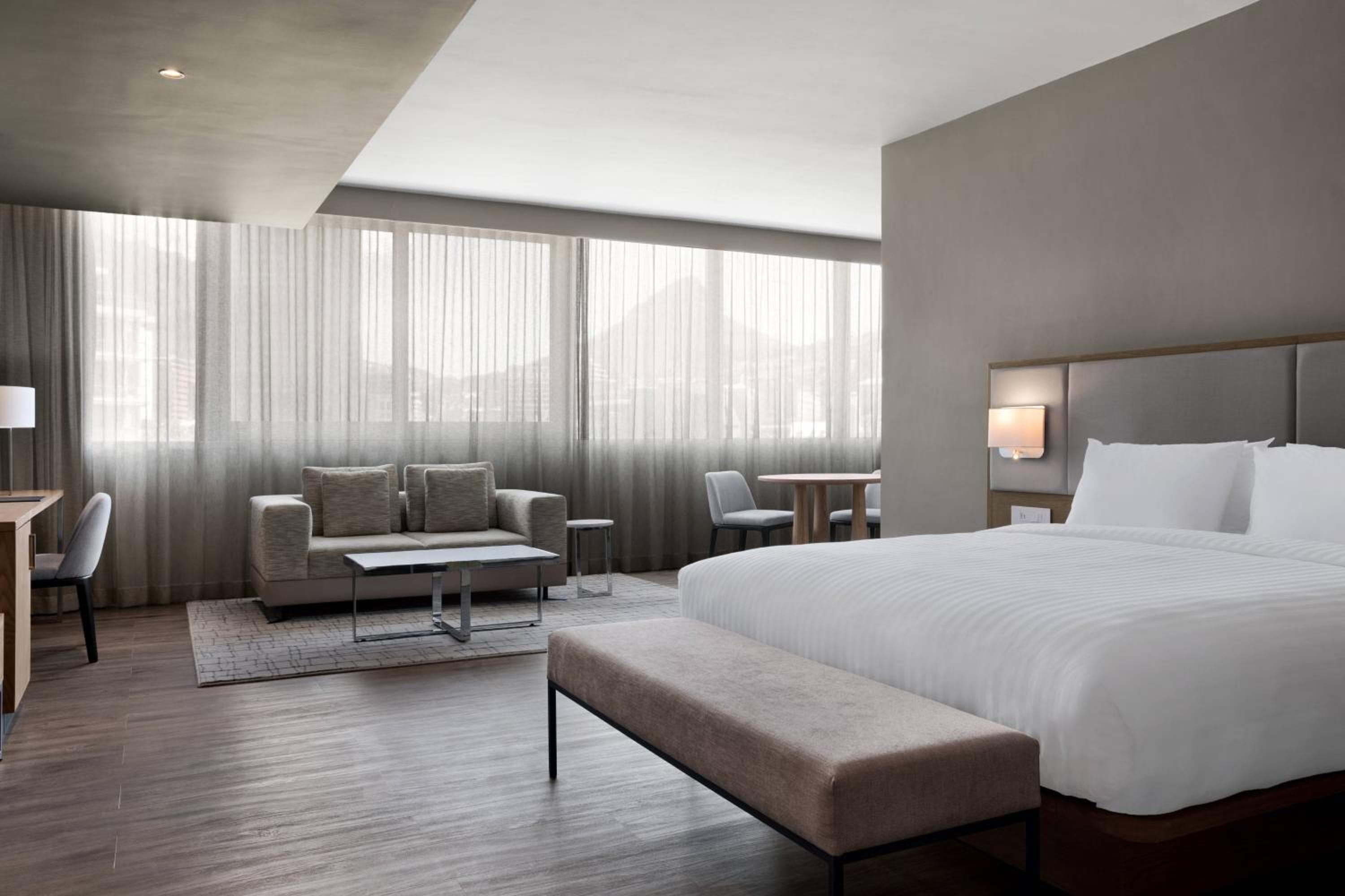 AC Hotel by Marriott Cape Town Waterfront hotel, Dockrail Road, Foreshore, Cape Town, South Africa — photo 26