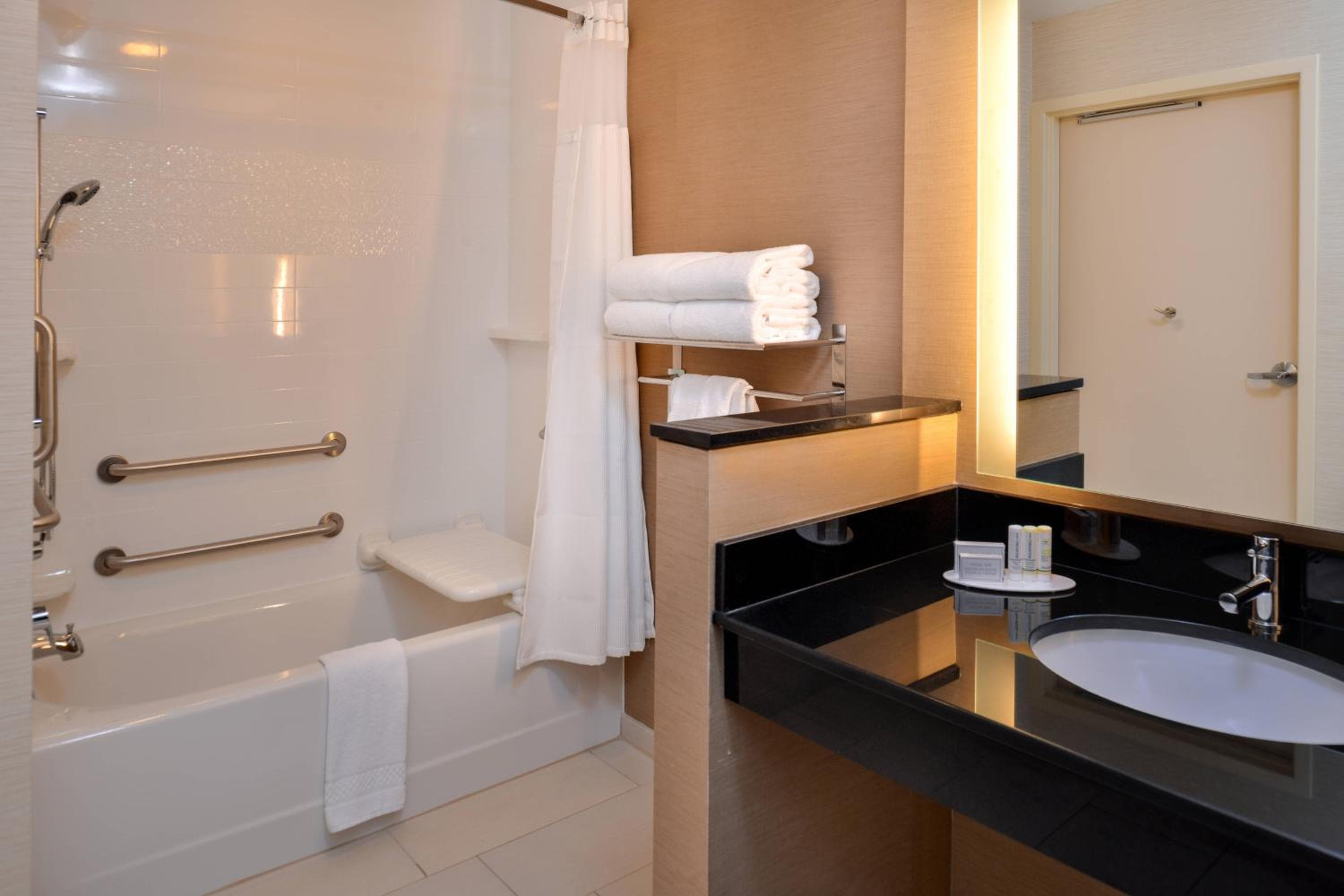 Fairfield Inn & Suites by Marriott Orlando East/UCF Area — 21