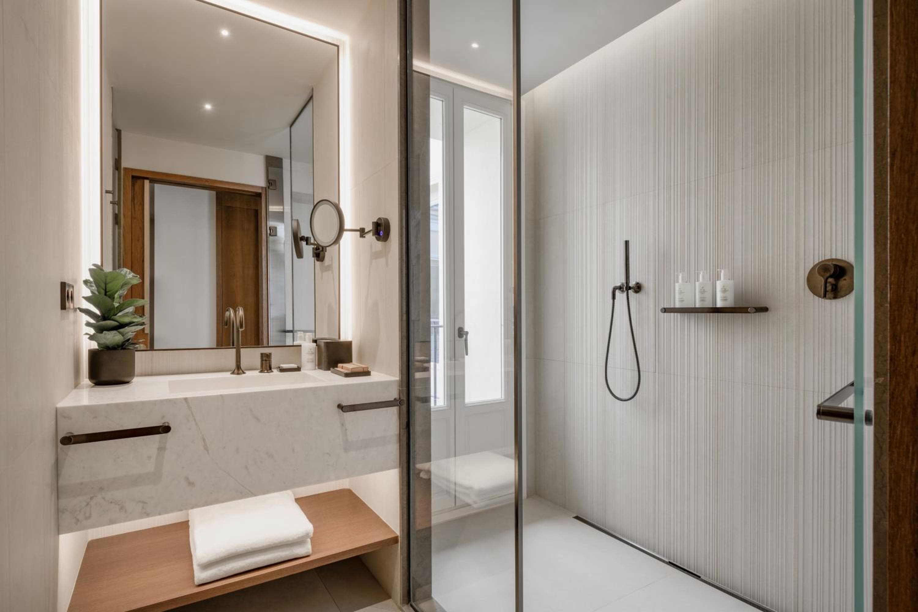 JW Marriott Hotel Madrid — 15