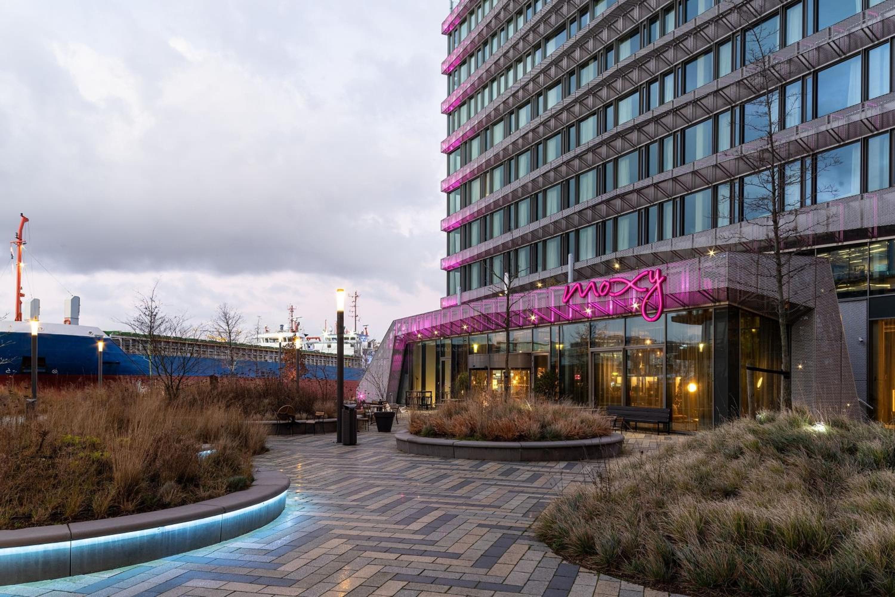 Moxy Amsterdam Houthavens — 2