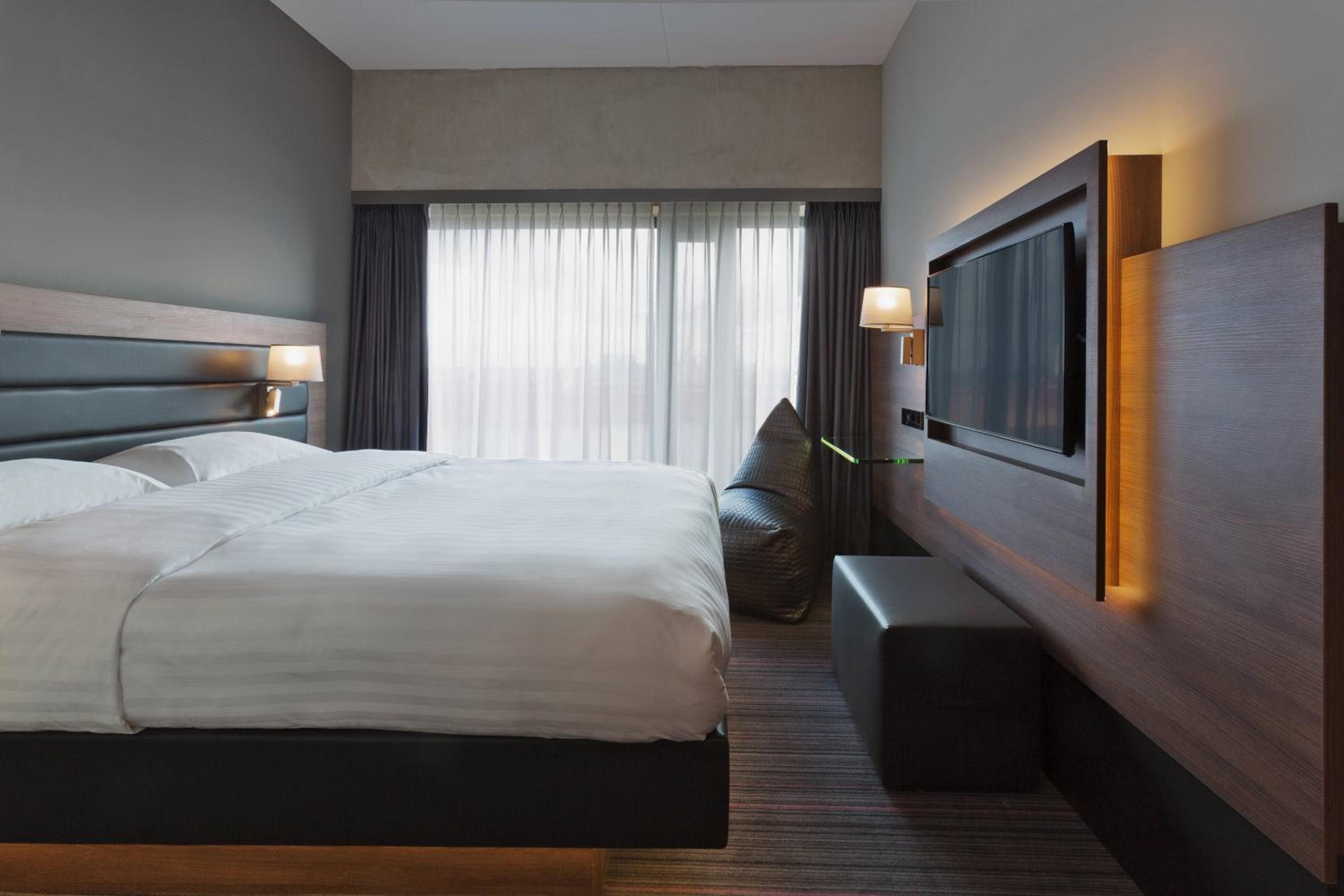 Moxy Amsterdam Houthavens — 15